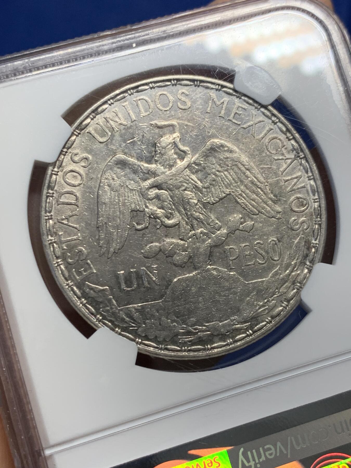 《竞宝斋》第454场 周日，周一 2场连拍 （全场包邮，欢迎送拍） NGC AU53 墨西哥 1910年 1比索 骑马鹰洋 银币 转光不错 首年版别 品种少见