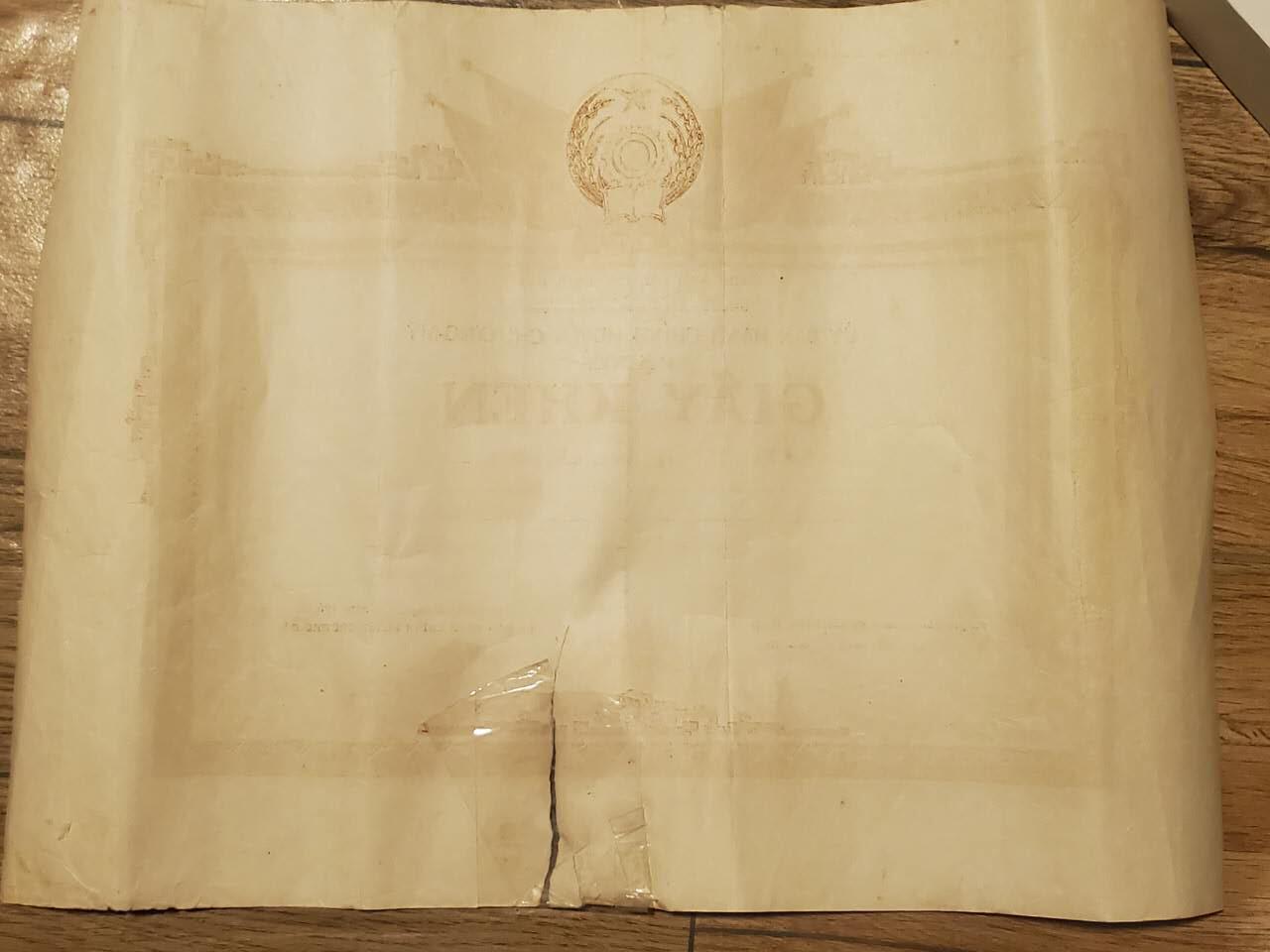 韵星假日拍卖第三十五期 -- Rimey Holidays Auction 34 越南民主共和国越战战前（1963）河内地方前妇联主席，地方人民委员会副主席陈氏银促进工业发展军功备战奖状 签名为亲签