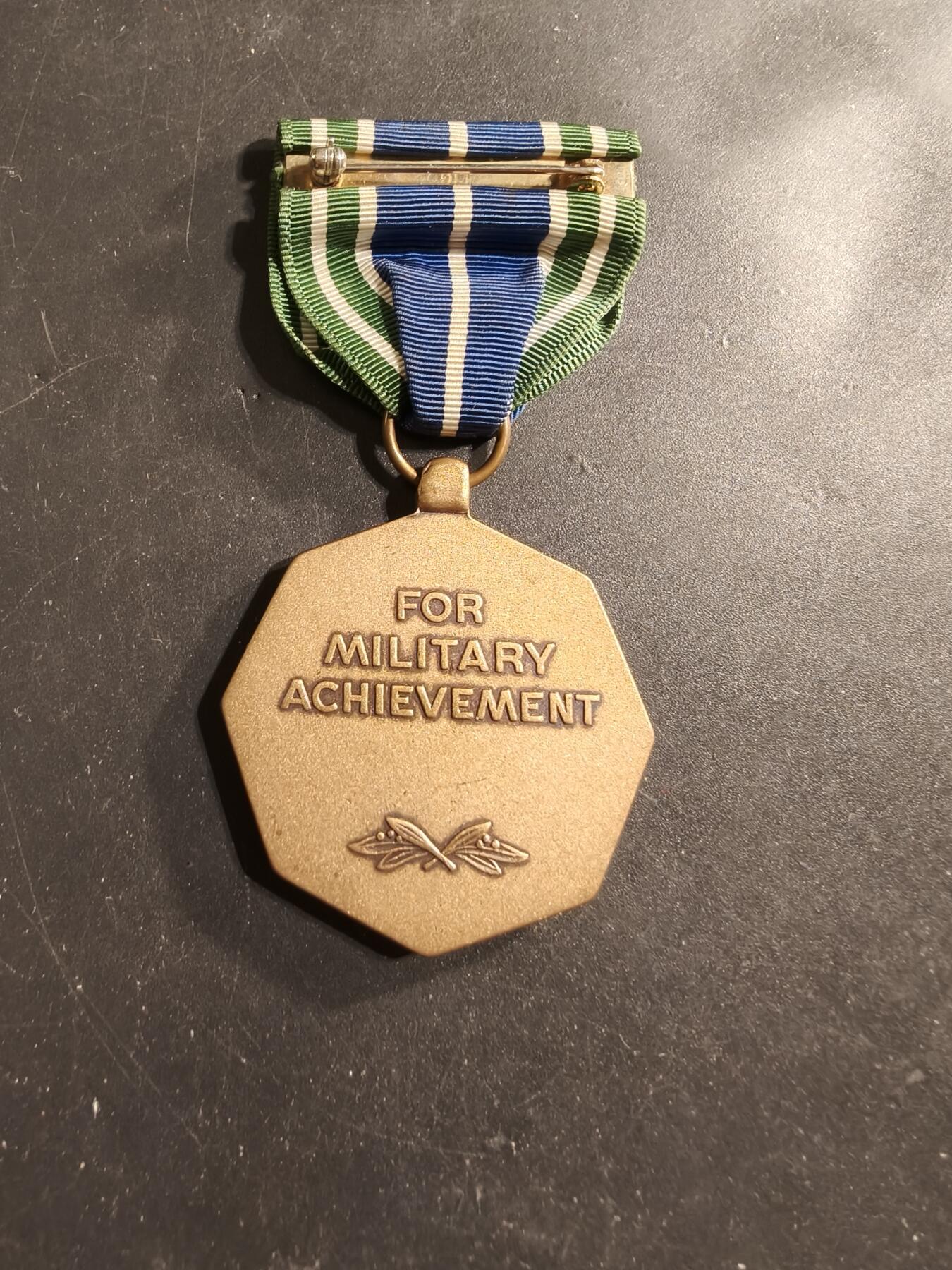 老王徽章第174期