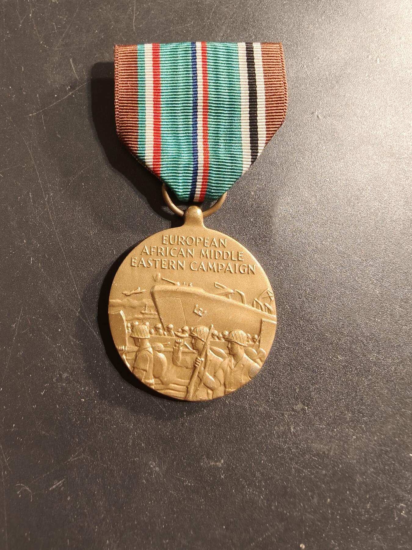 老王徽章第174期 美国二战欧洲中东非对德作战服役奖章