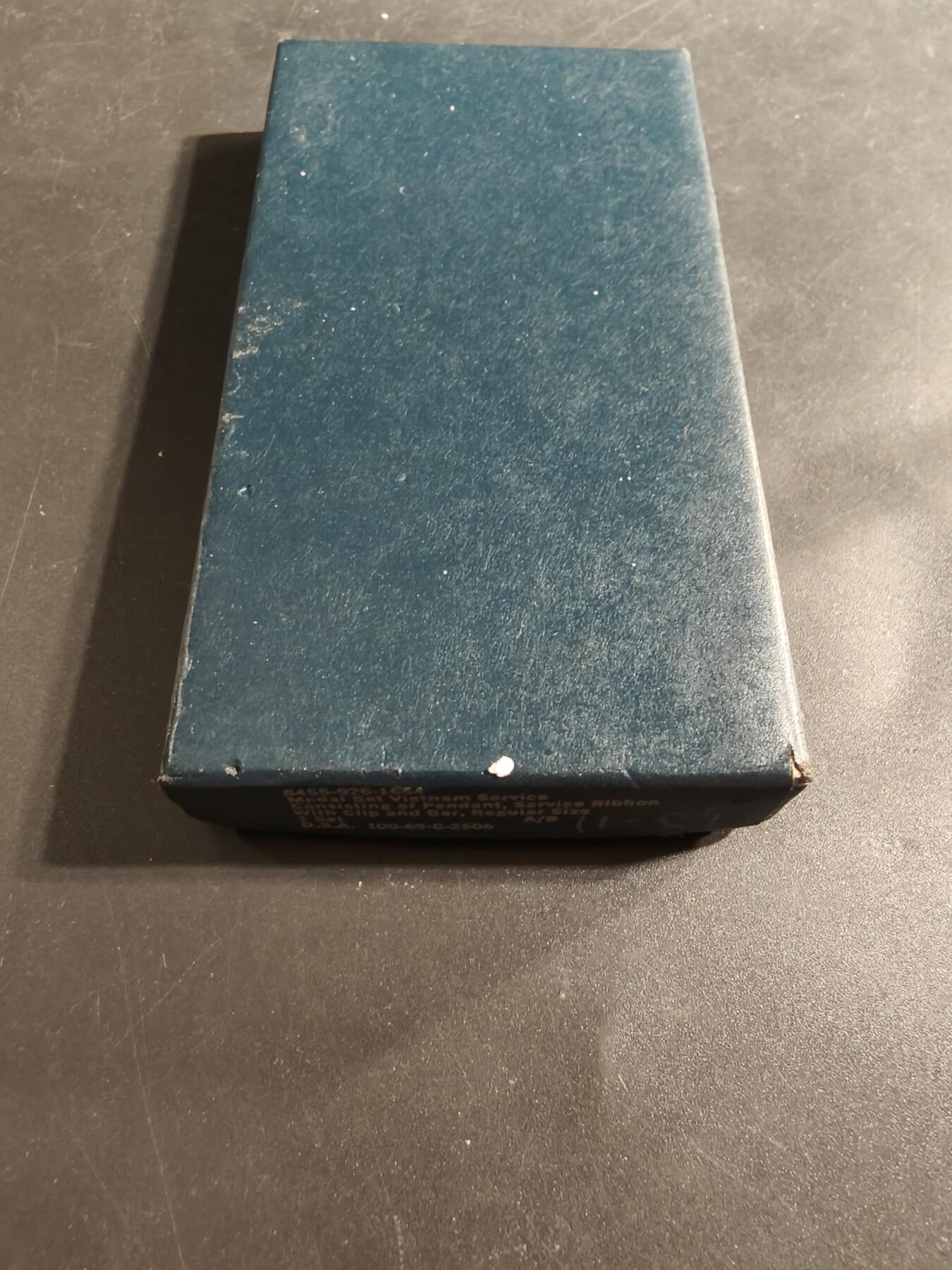 老王徽章第174期 美国越战服役奖章    原盒带略