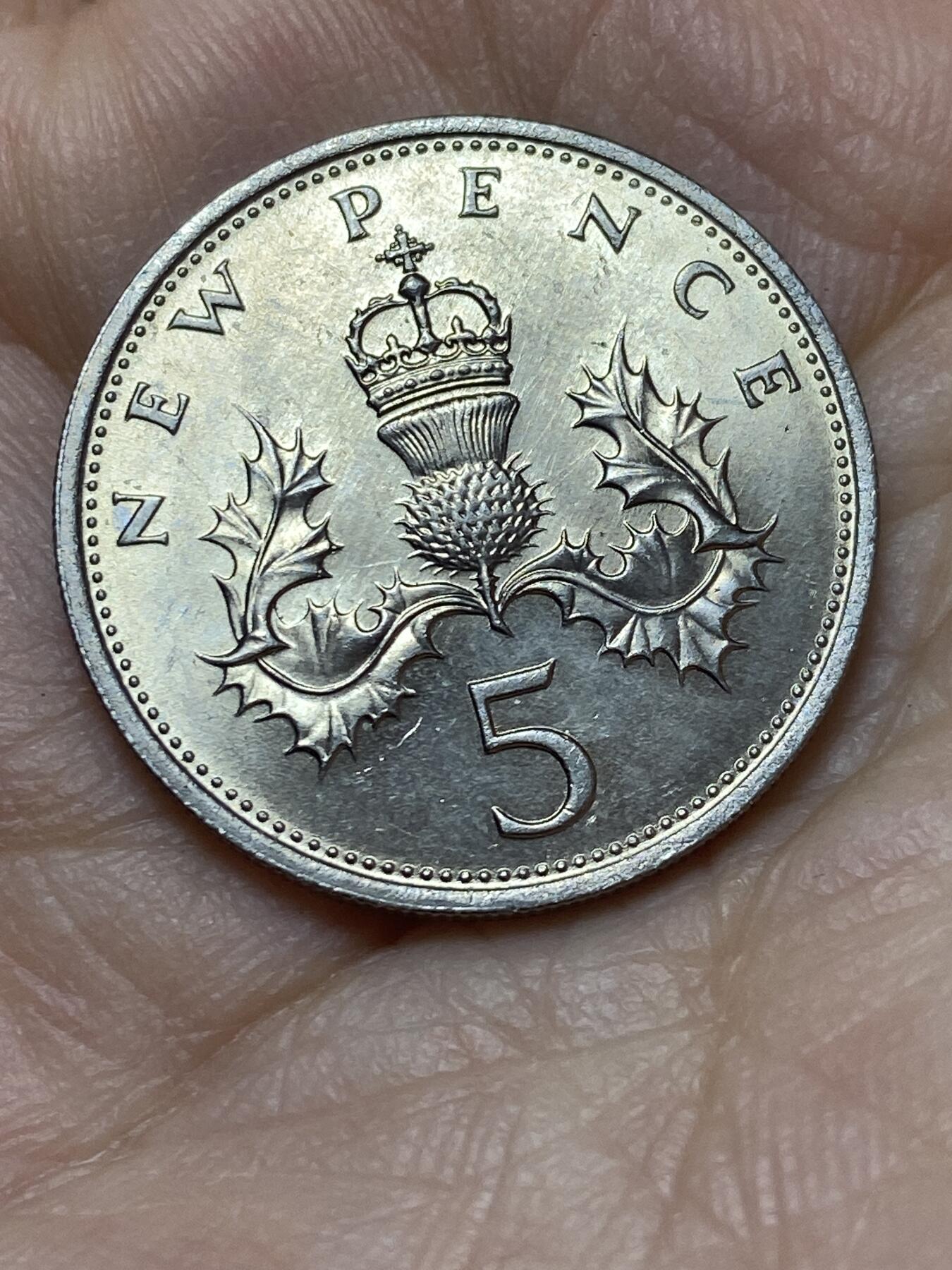 2026年第三场(总第一百七十二场）外国好品散币场(免佣金) 英国🇬🇧1969年5新便士(伊丽莎白二世中年花冠，十进制第一版)