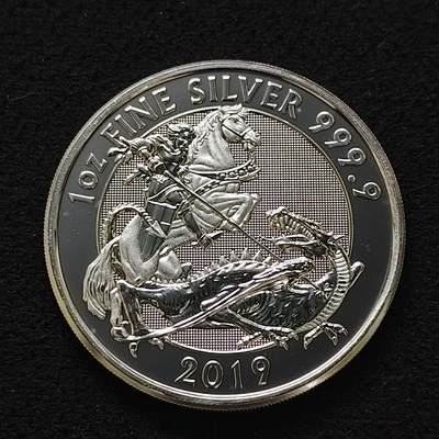 【全场包邮】纯粹捡漏拍493场-持续更新中 - 英国2019年2镑圣骑士1盎司999纯银币【38.61毫米31.1克，纯银价约560元（按18元银价折算）】