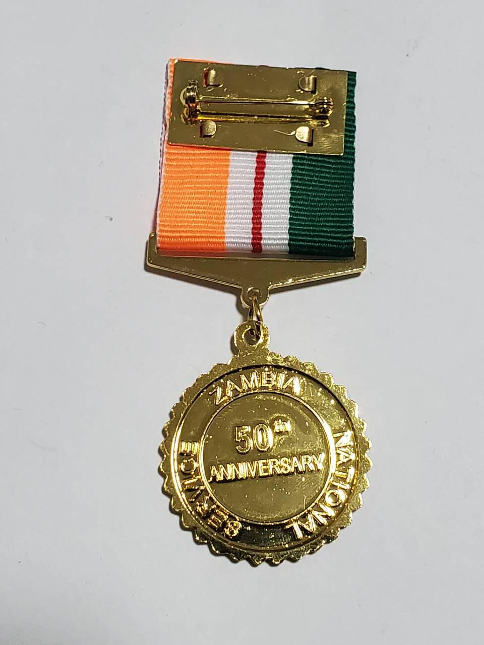 韵星假日拍卖第三十五期 -- Rimey Holidays Auction 34 赞比亚共和国国家服务金僖奖章 铜镀金 库存品相 非常厚重 很少见的国家和品种