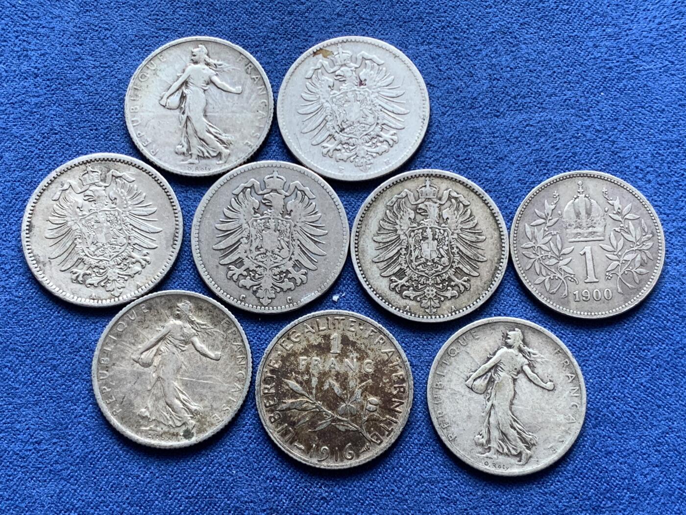 《竞宝斋》第454场 周日，周一 2场连拍 （全场包邮，欢迎送拍） 九枚一组 法国德国奥地利 1法郎1克朗1马克银币 流通品相 重46.1克