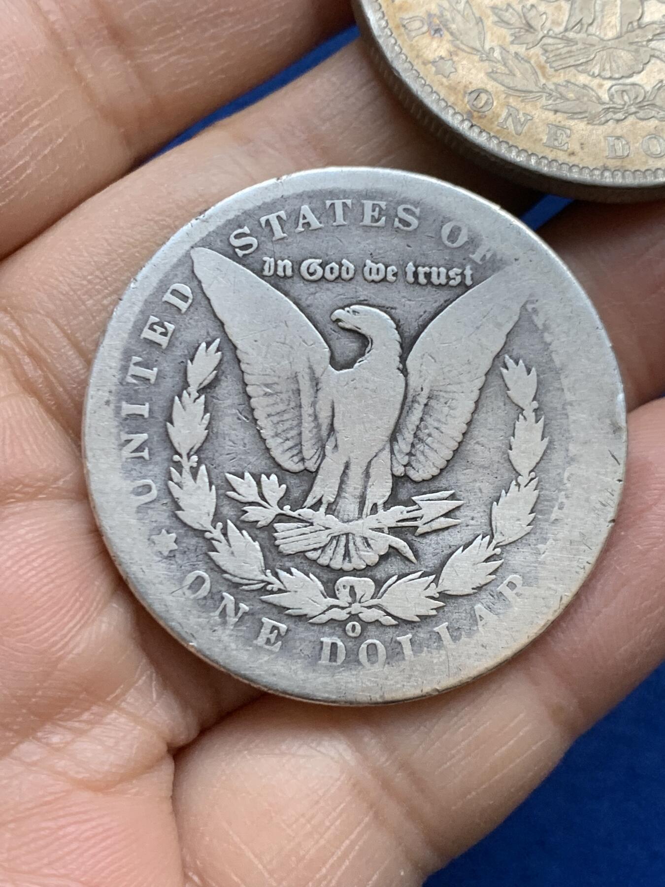 《竞宝斋》第454场 周日，周一 2场连拍 （全场包邮，欢迎送拍） 两枚一组 美国1882年+1899年摩根银币 通货