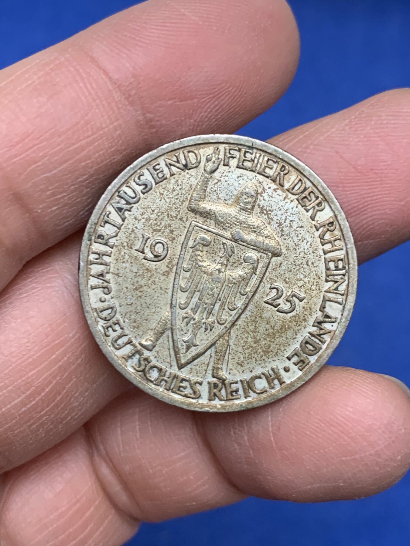 《竞宝斋》第454场 周日，周一 2场连拍 （全场包邮，欢迎送拍） 德国魏玛共和国1925年A版魏玛莱茵千年3马克银币