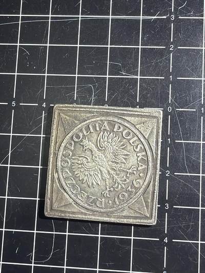 古冰库章牌勋赏收藏0起拍卖 流浪币工艺品一个