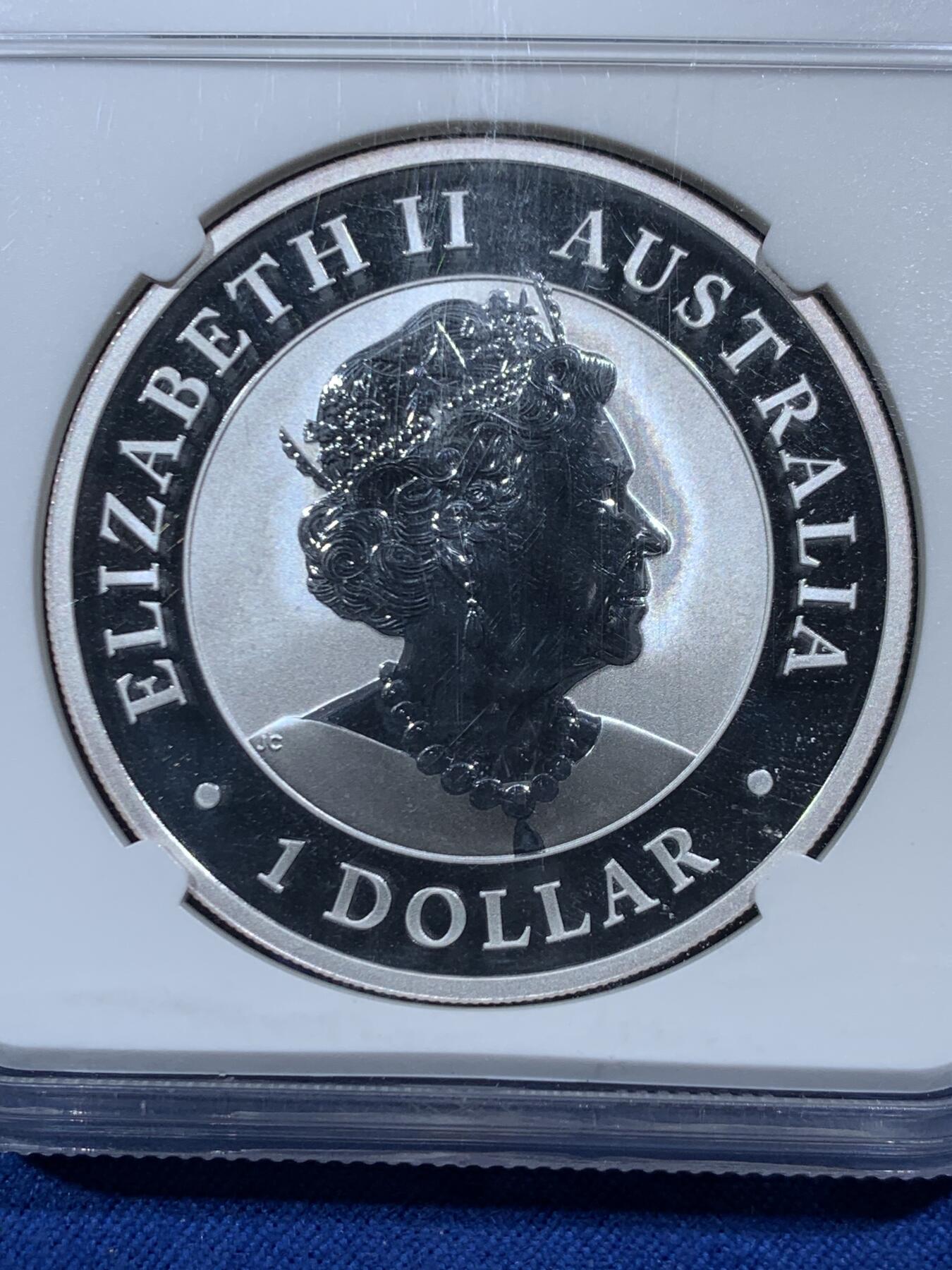 《竞宝斋》第454场 周日，周一 2场连拍 （全场包邮，欢迎送拍） NGC MS69 澳大利亚2021年抓蛇的楔尾鹰一盎司银币，好品可藏