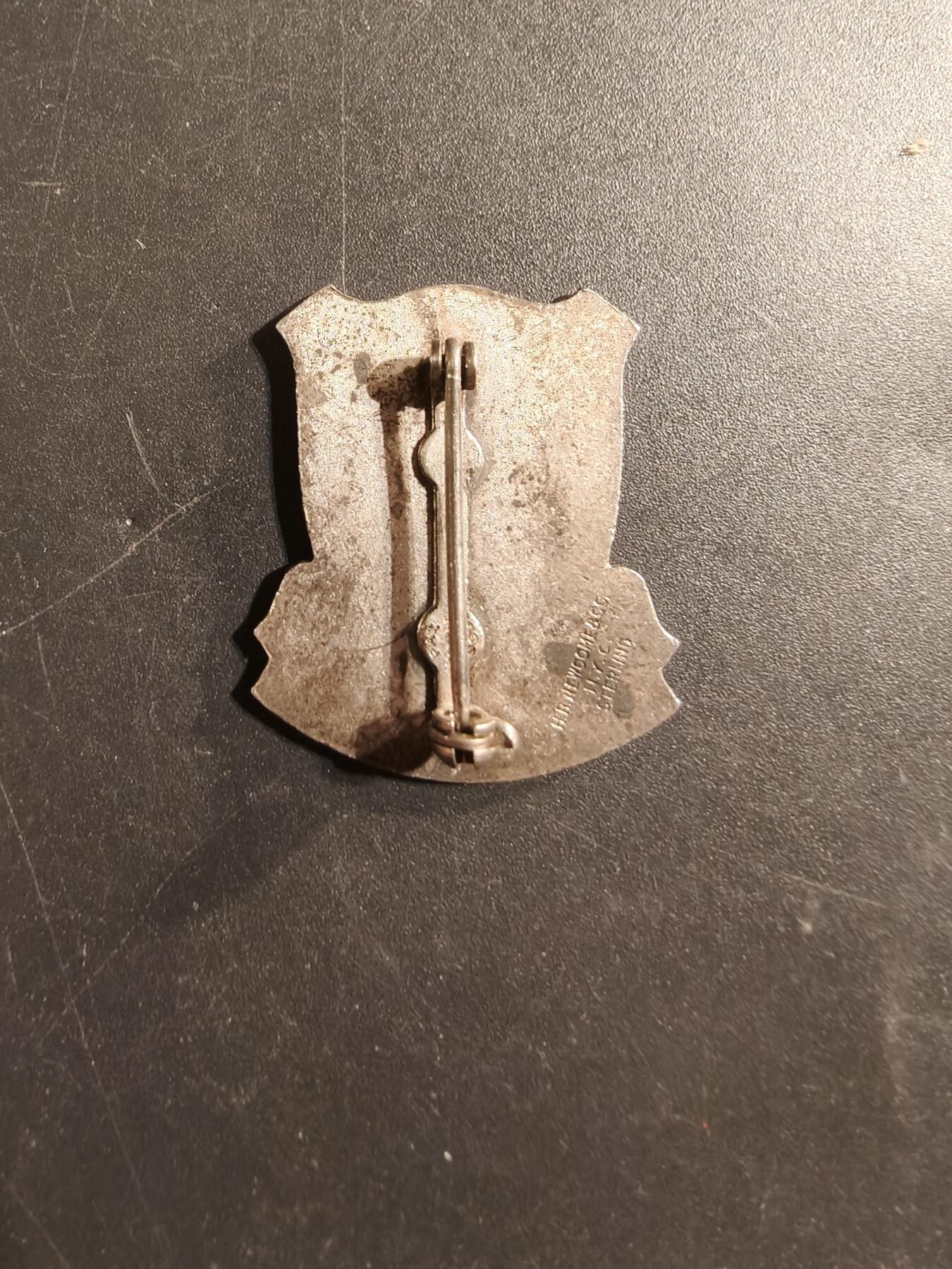 老王徽章第174期 美国陆军第296步兵团证章    二战时期横针版   925银质珐琅    9.2g