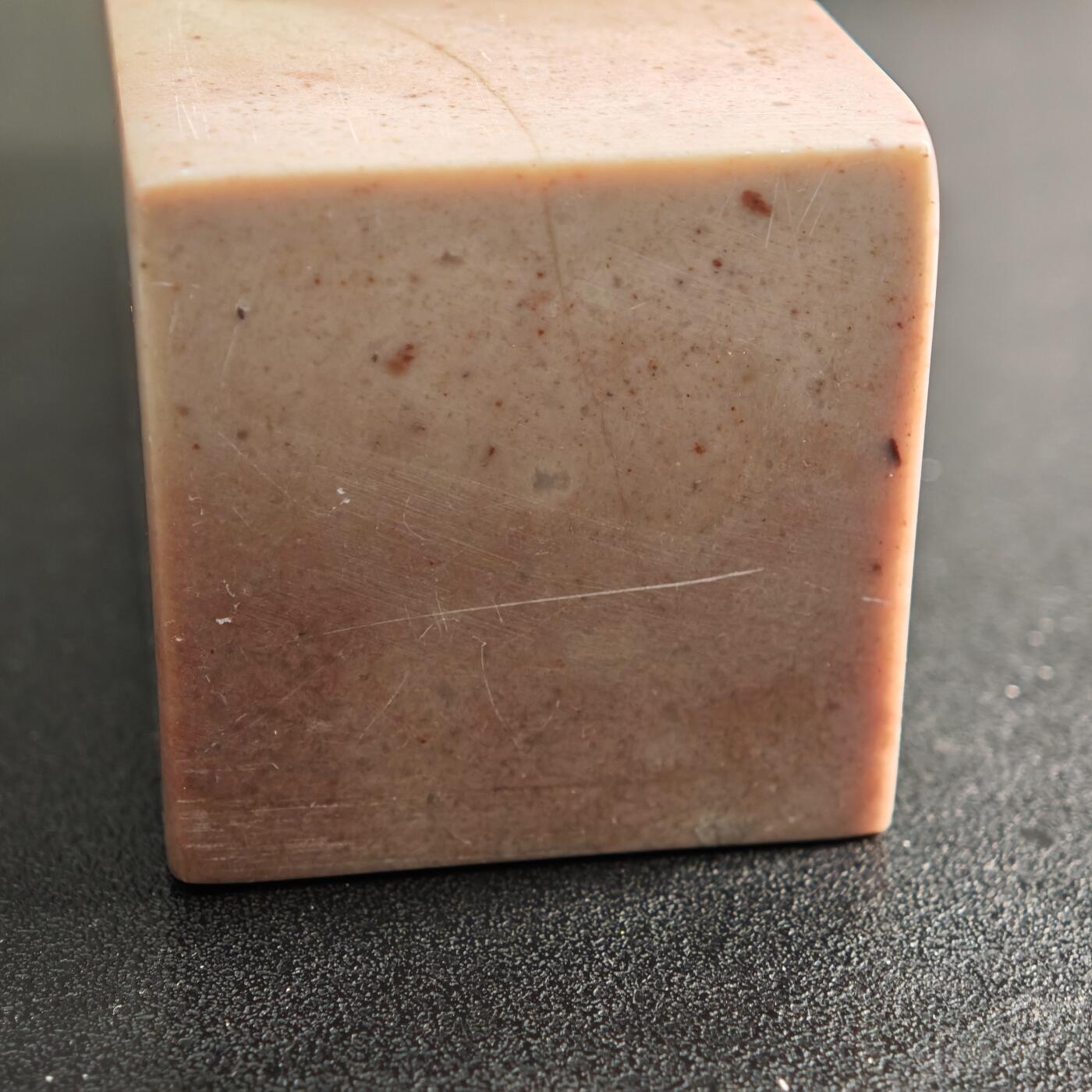 【德藏】世界币章拍卖第160期 寿山石印章 未刻字 直径约：38.5mm；高约：115.1mm；重约：295.2g