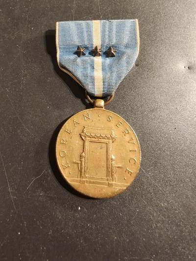 老王徽章第174期 - 美国韩战服役奖章     3颗战役星勋饰