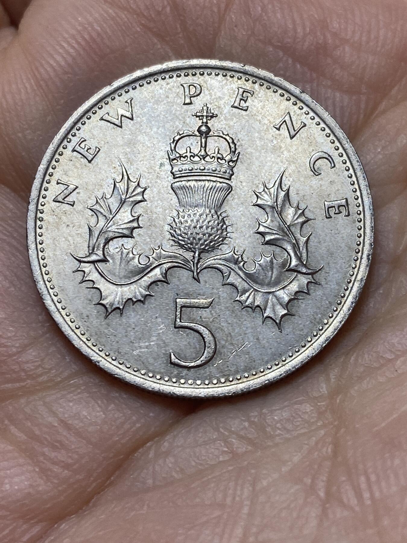 2026年第三场(总第一百七十二场）外国好品散币场(免佣金) 英国🇬🇧1968年5新便士(伊丽莎白二世中年花冠，十进制第一版首发年)