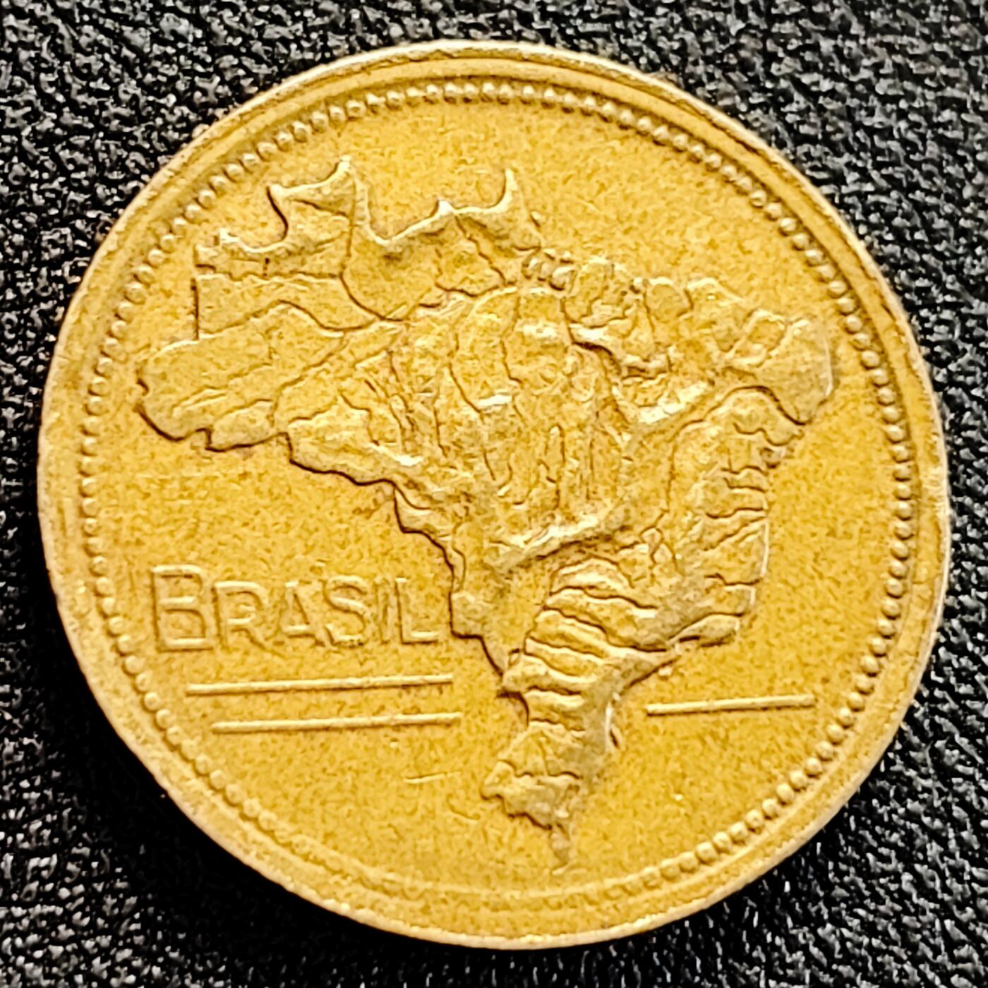 泉币菌-第163场-新年第六场 精品福利场 地图版 1946年 巴西1克鲁塞罗铝青铜硬币 23毫米 7克