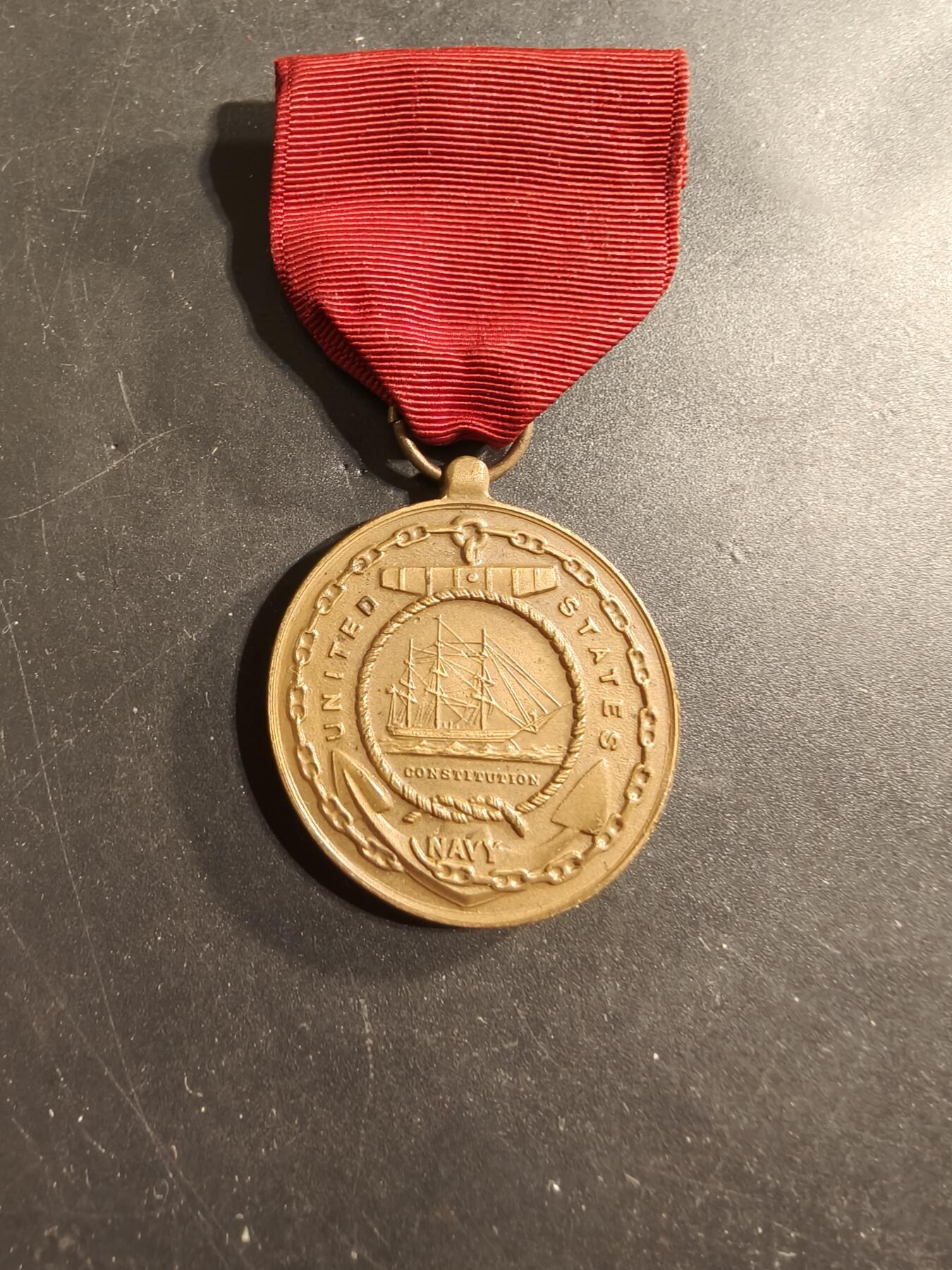 老王徽章第174期 美国海军品德优良奖章
