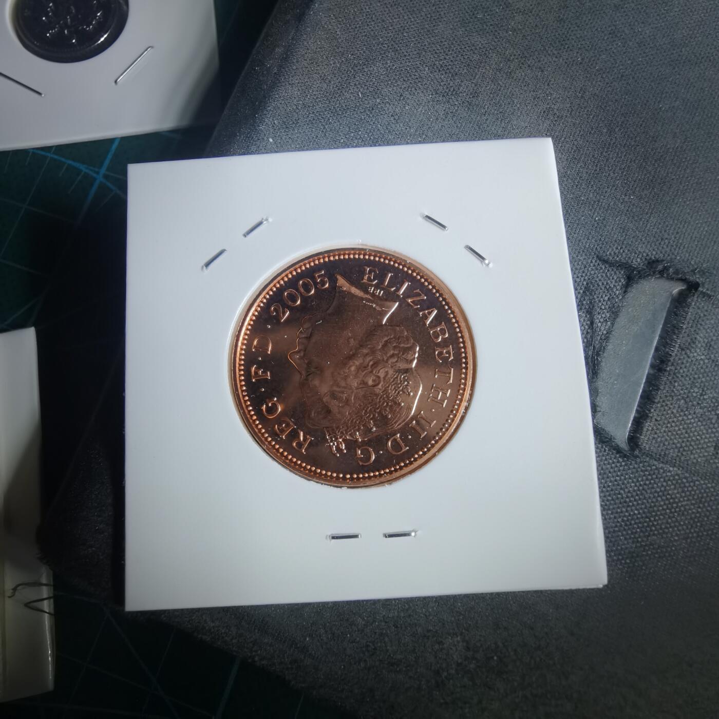 沼泽如烟--第953场 英国2005年2便士