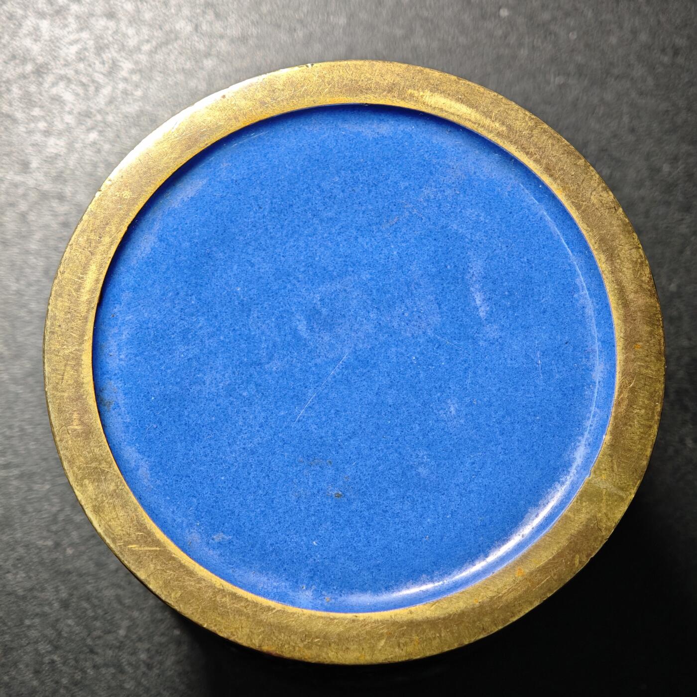 【德藏】世界币章拍卖第160期 回流 铜胎漆器雕刻茶叶罐 直径约：85mm；高约101.6mm；重约：330g