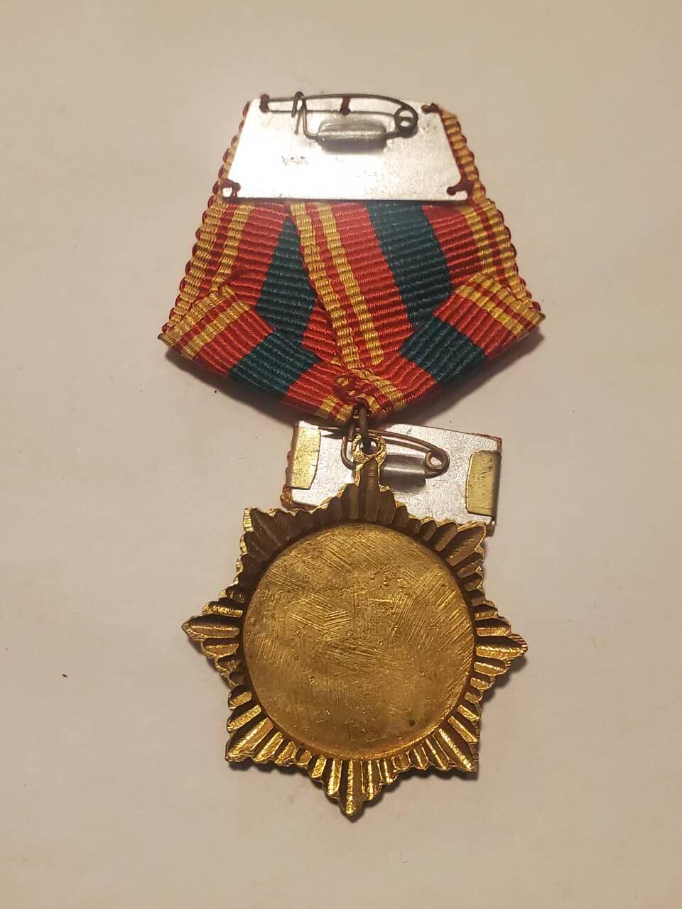 韵星假日拍卖第三十五期 -- Rimey Holidays Auction 34 柬埔寨人民共和国友谊勋章带勋略 少见 多颁发给越南和苏联阵营