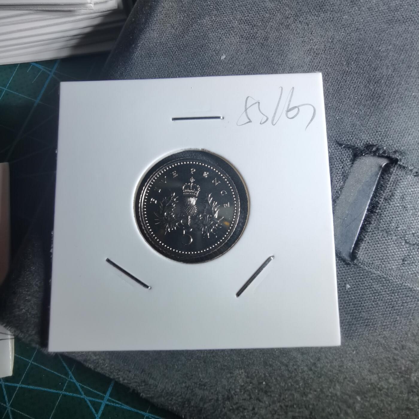 沼泽如烟--第953场 英国2006年5便士