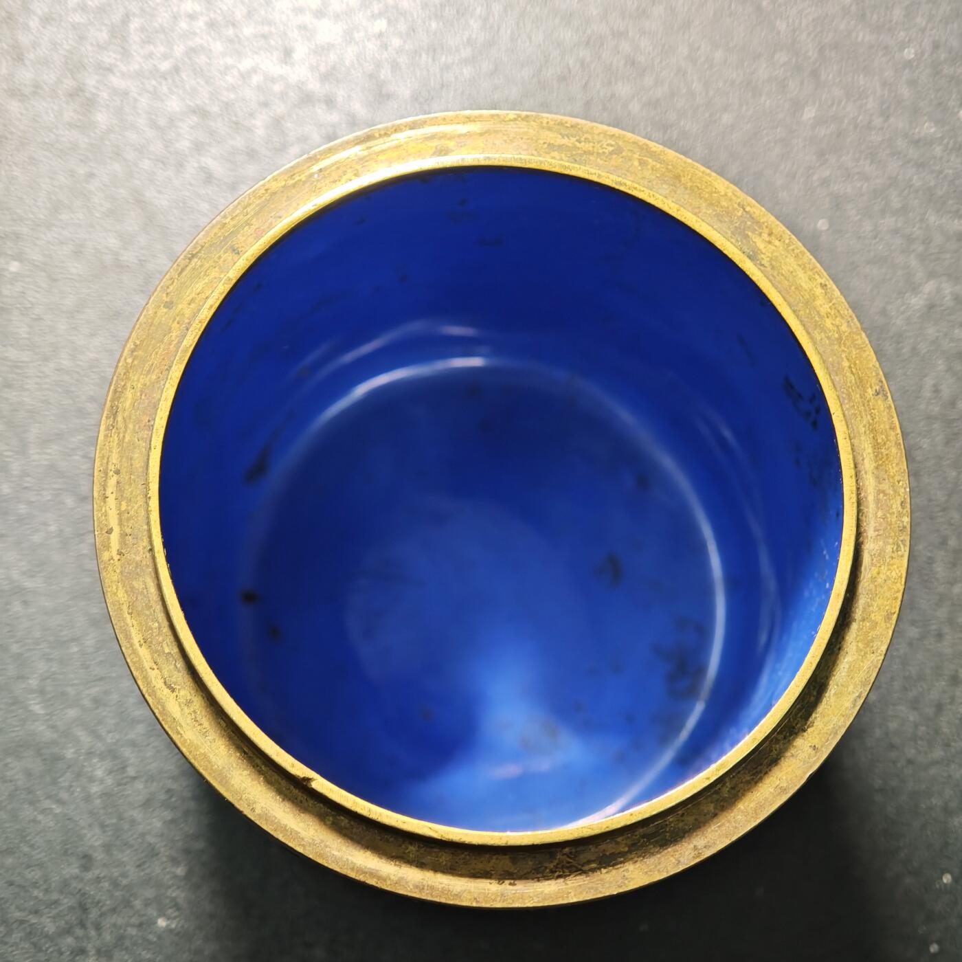 【德藏】世界币章拍卖第160期 回流 铜胎漆器雕刻茶叶罐 直径约：85mm；高约101.6mm；重约：330g