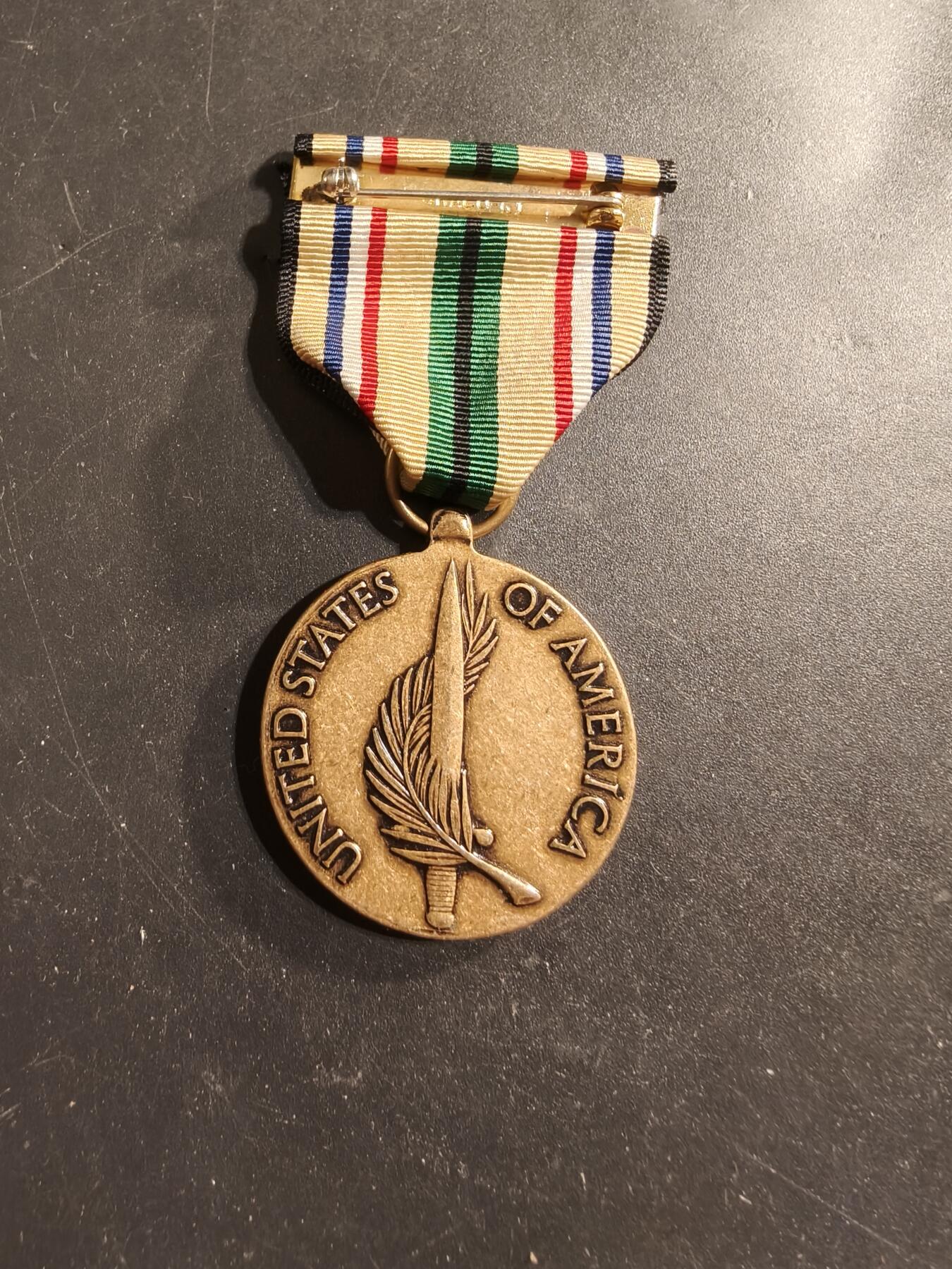 老王徽章第174期 美国海湾战争西南亚洲服役奖章