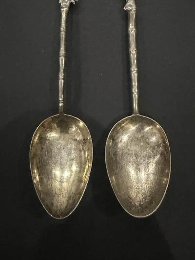 海外回流精品拍卖（五一专场） 欧洲回流清代银勺子两把，12.8cm，32g，有款，工艺精美。