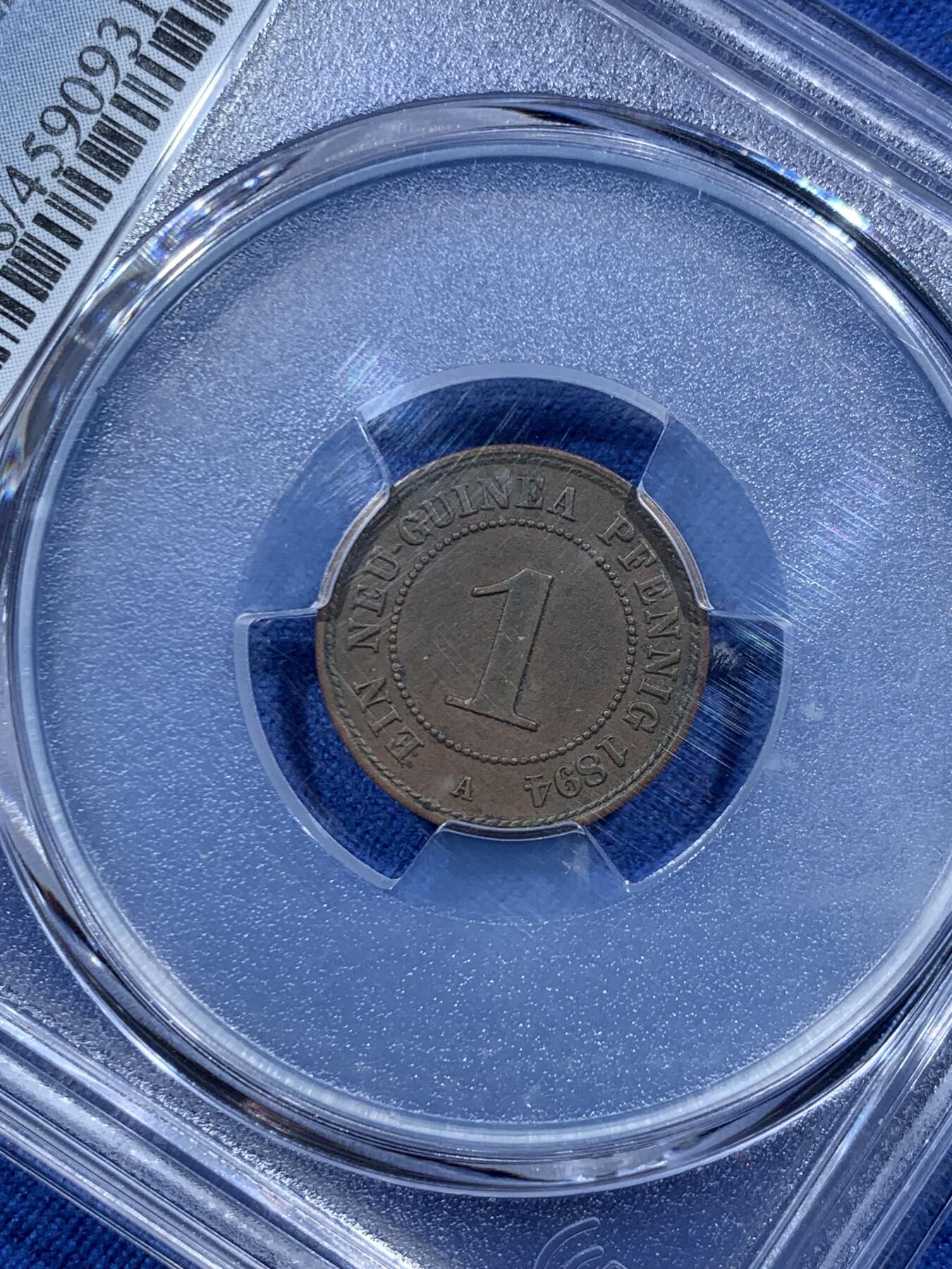 《竞宝斋》第454场 周日，周一 2场连拍 （全场包邮，欢迎送拍） PCGS AU58 德属新几内亚 1894年 1芬尼铜币 德殖的币越来越少