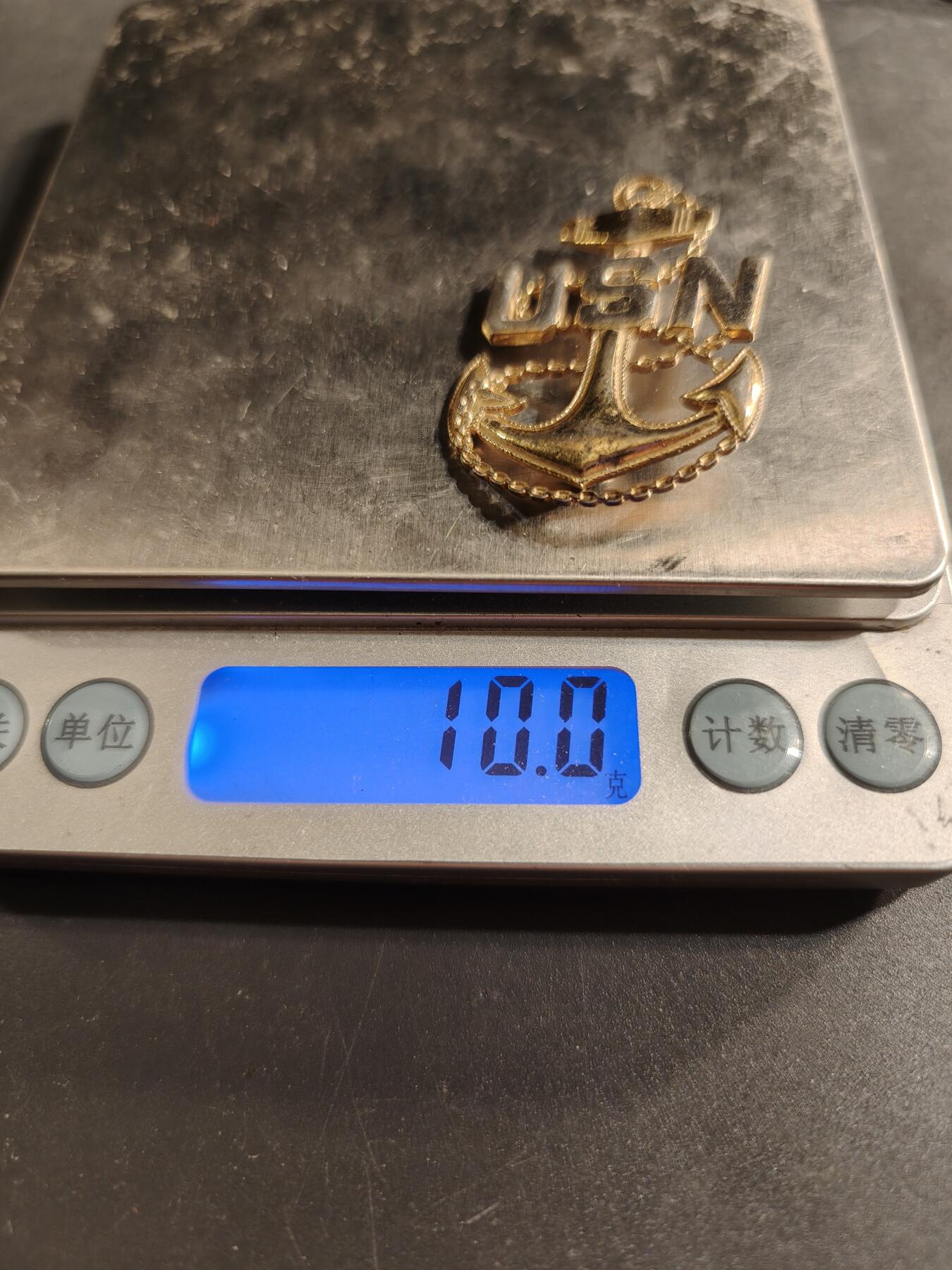 老王徽章第174期 美国海军士官长证章    二战时期横针版    925银镀金    大尺寸10g