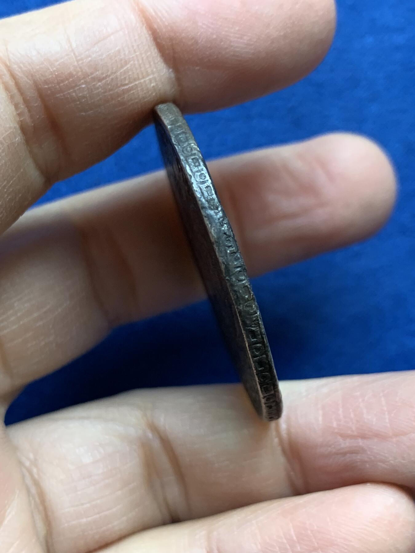 《竞宝斋》第454场 周日，周一 2场连拍 （全场包邮，欢迎送拍） 西班牙1795年卡四双柱，海捞版，腐蚀大，但是可凑品种 26.3