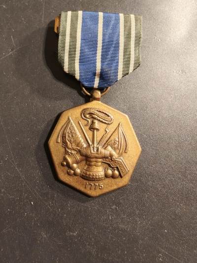 老王徽章第174期 - 美国陆军军事成就奖章