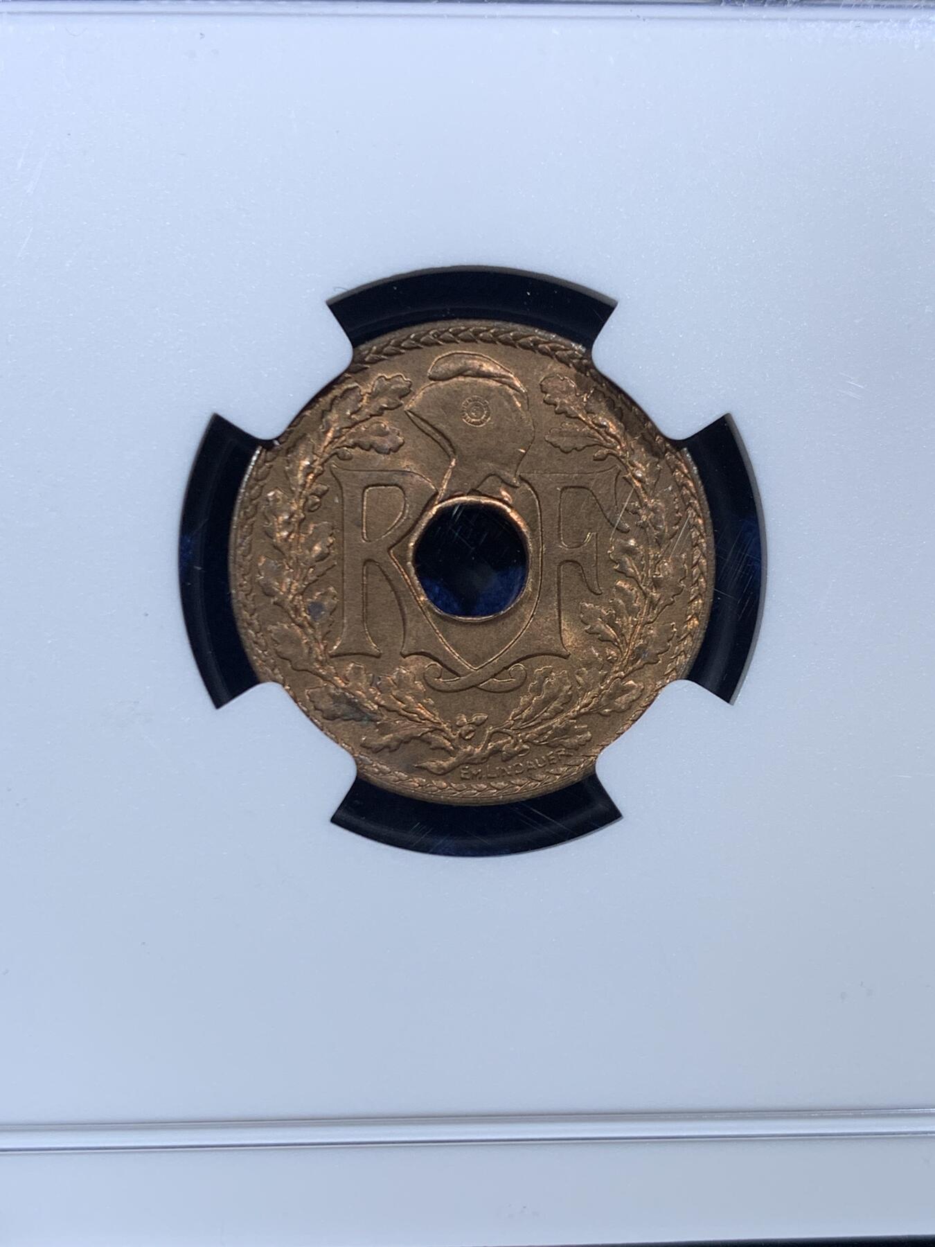 《竞宝斋》第454场 周日，周一 2场连拍 （全场包邮，欢迎送拍） NGC MS65RB 法属印支1936年1/2C铜币 亚军分 更高分仅一枚