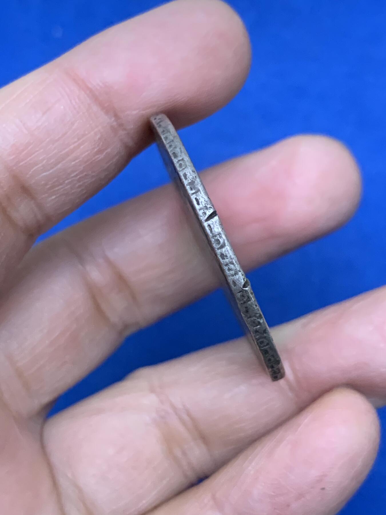 《竞宝斋》第454场 周日，周一 2场连拍 （全场包邮，欢迎送拍） 1777好年份特年，西班牙双柱卡洛斯三世，有伤