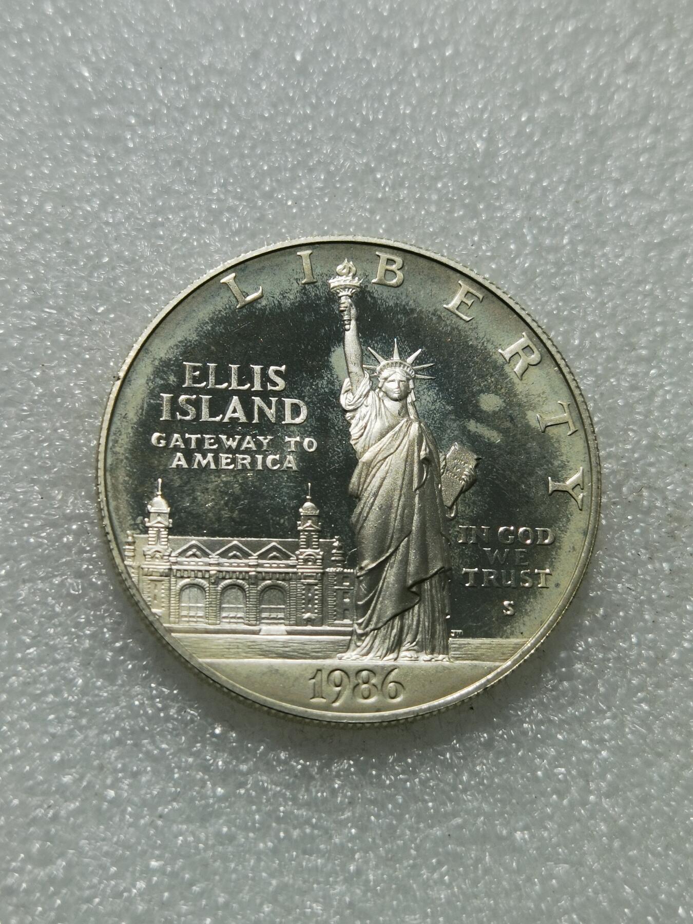 天下钱庄专场欢迎参拍 美国自由女神像一美元银币