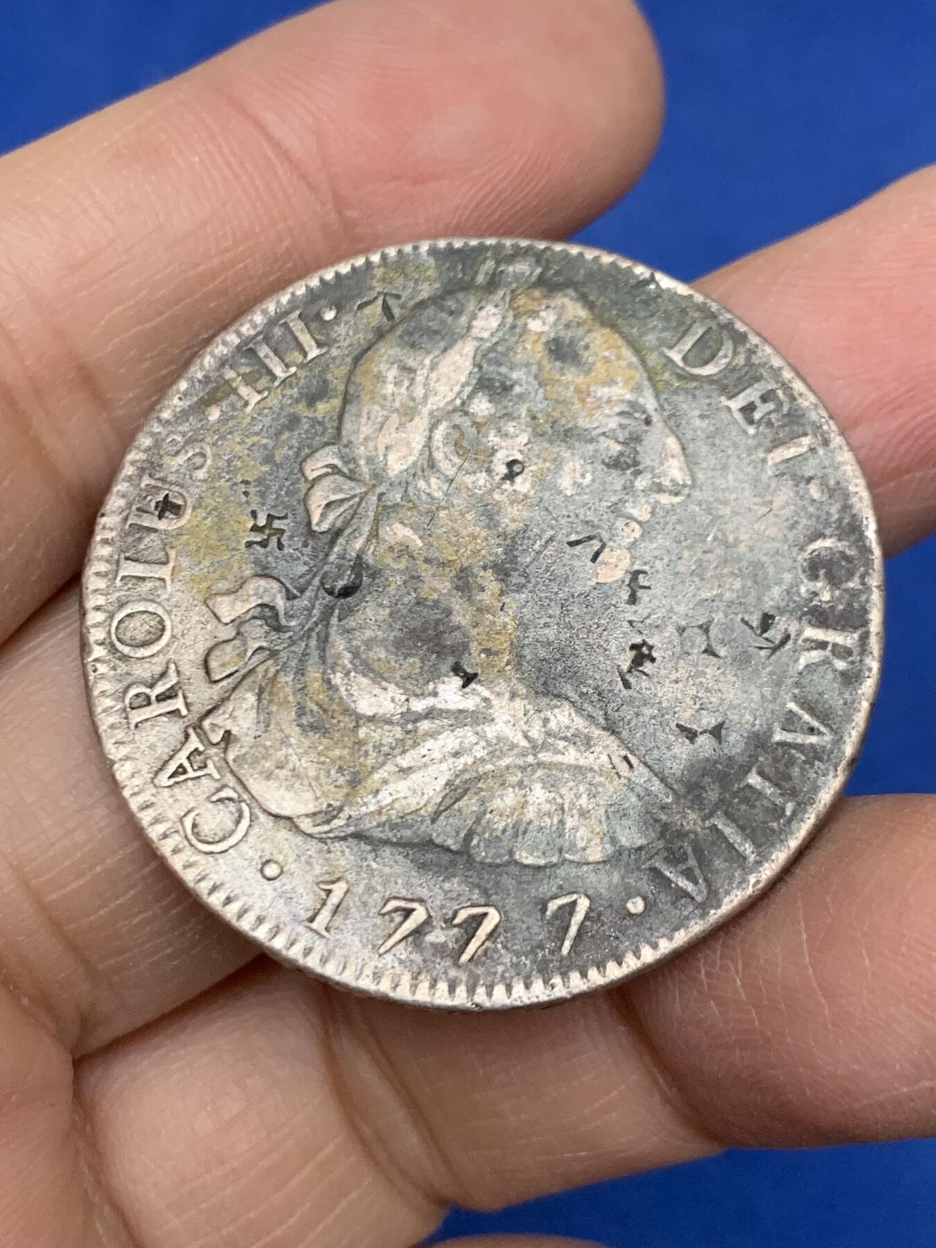 《竞宝斋》第454场 周日，周一 2场连拍 （全场包邮，欢迎送拍） 1777好年份特年，西班牙双柱卡洛斯三世，有伤