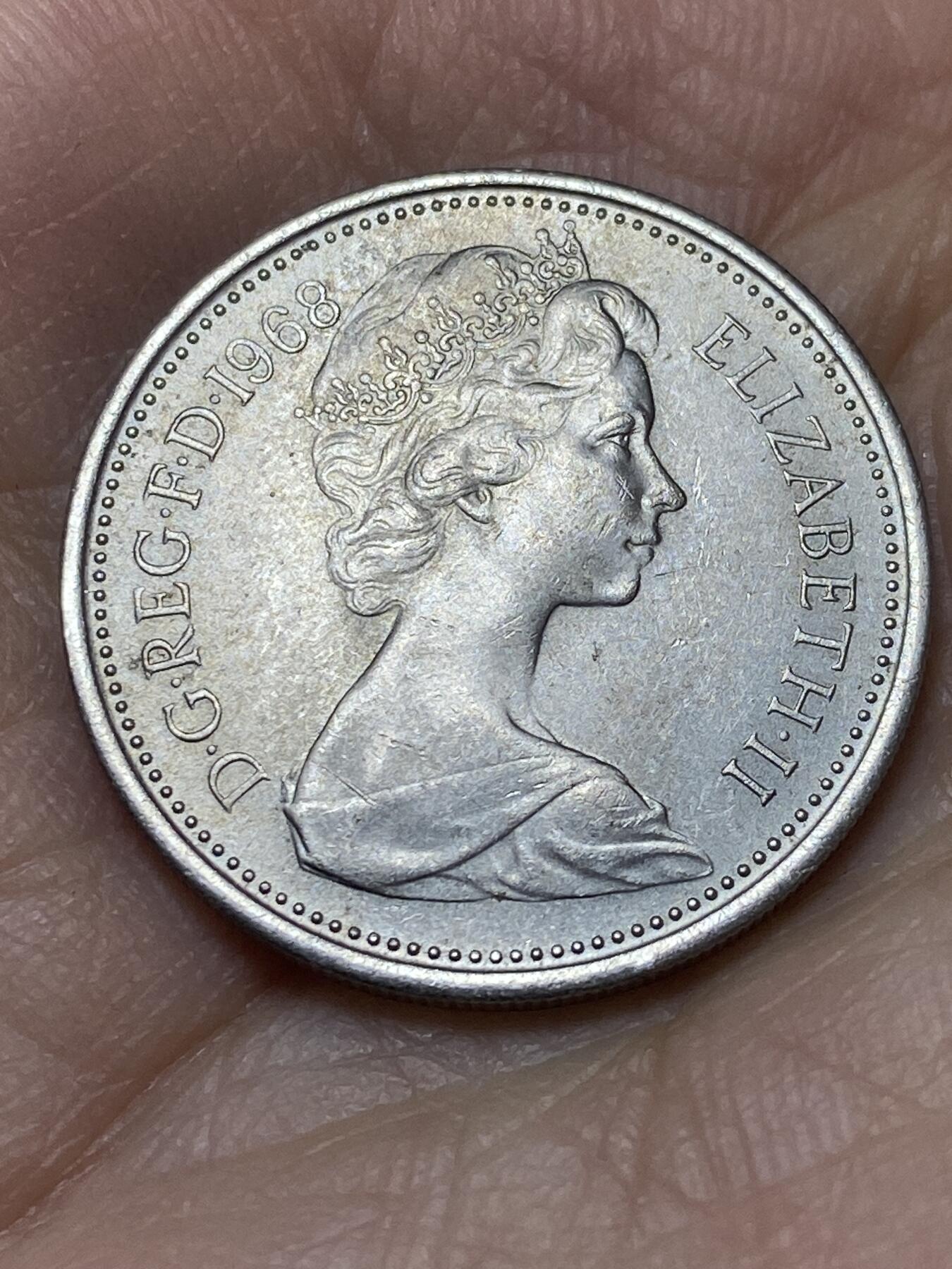 2026年第三场(总第一百七十二场）外国好品散币场(免佣金) 英国🇬🇧1968年5新便士(伊丽莎白二世中年花冠，十进制第一版首发年)