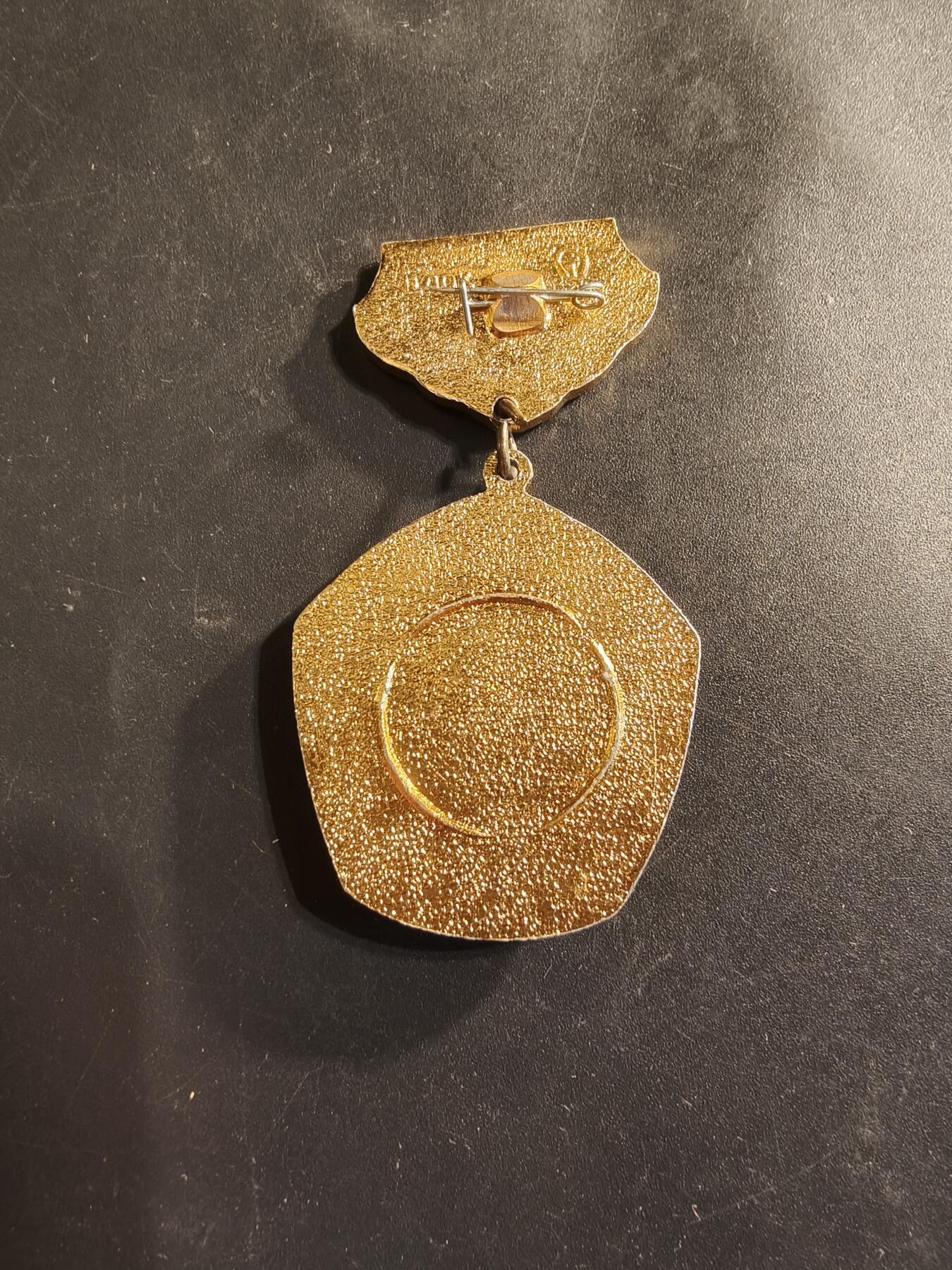 老王徽章第174期