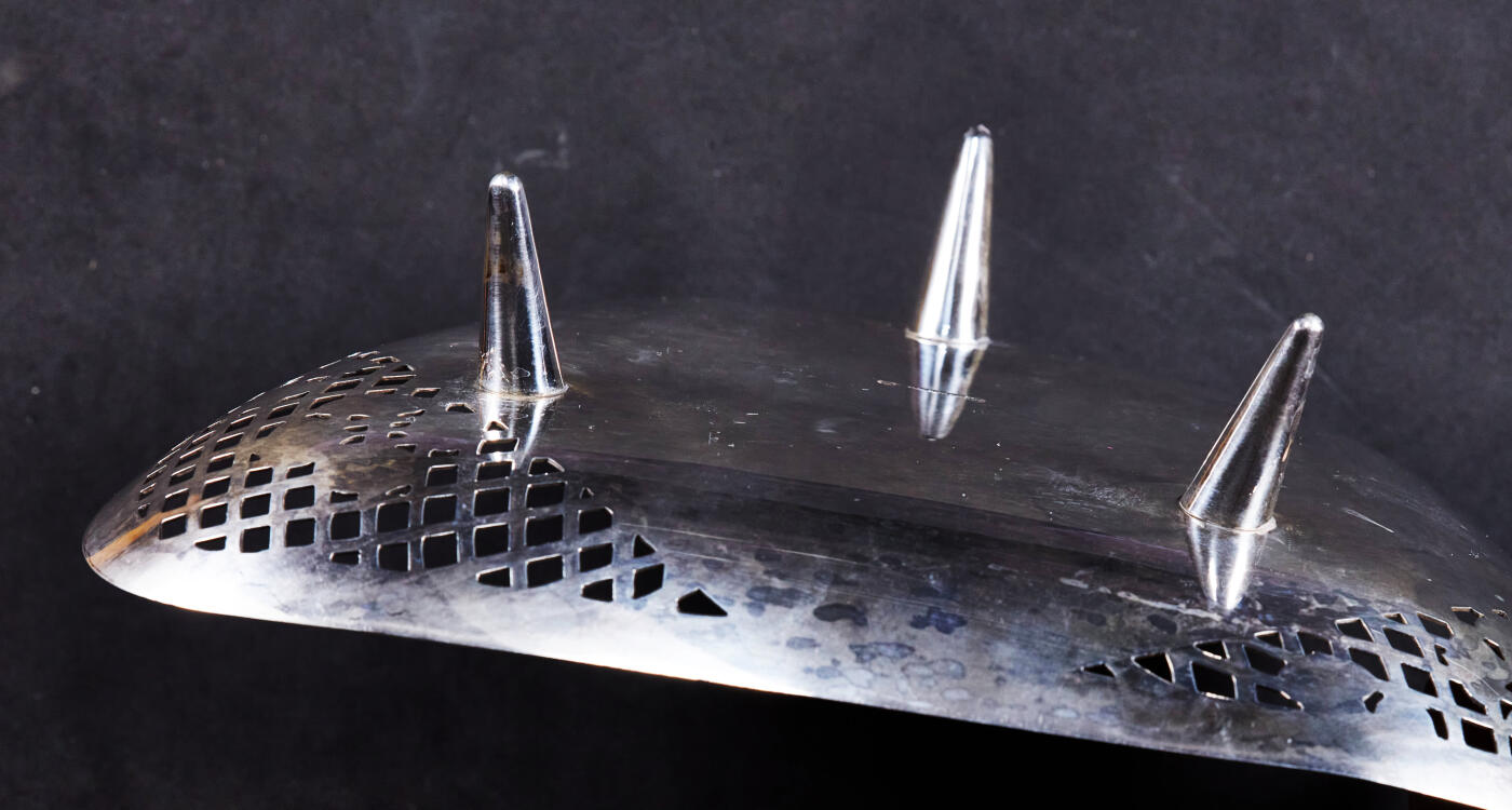 【俄甄集藏】2026年(046)01-07 星期三 晚 19:30 全场包邮 日本现代银质果篮，长：207mm，宽：180mm，高：50mm，重量：226.4克，970银