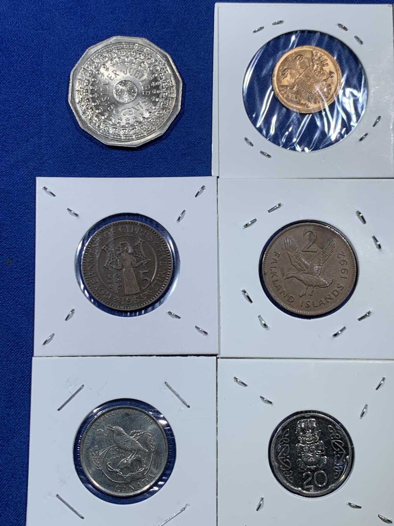 《竞宝斋》第454场 周日，周一 2场连拍 （全场包邮，欢迎送拍） 九枚一组 英属地区钱币