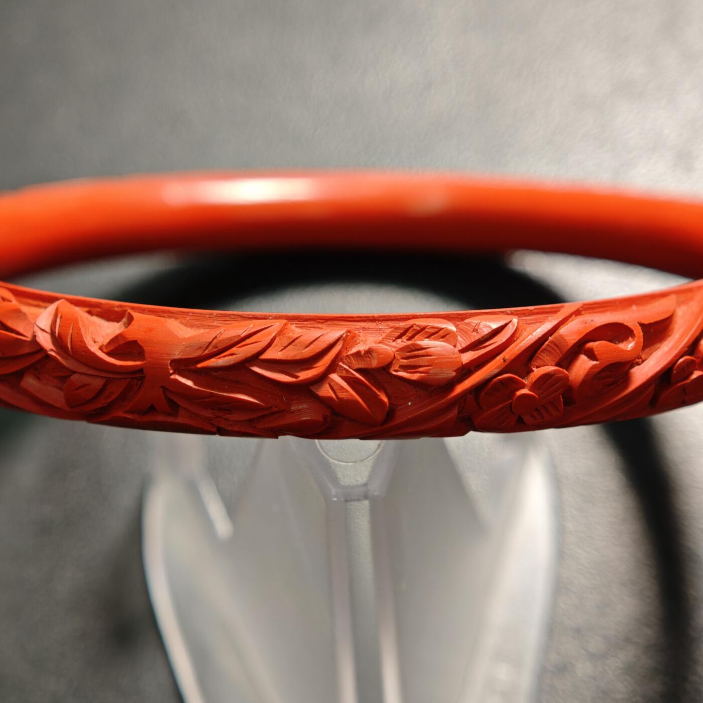 【德藏】世界币章拍卖第160期 漆器手镯 有一处瑕疵 外径约：88mm；内径约：71.5mm；粗约：8.8mm；重约：25.8g