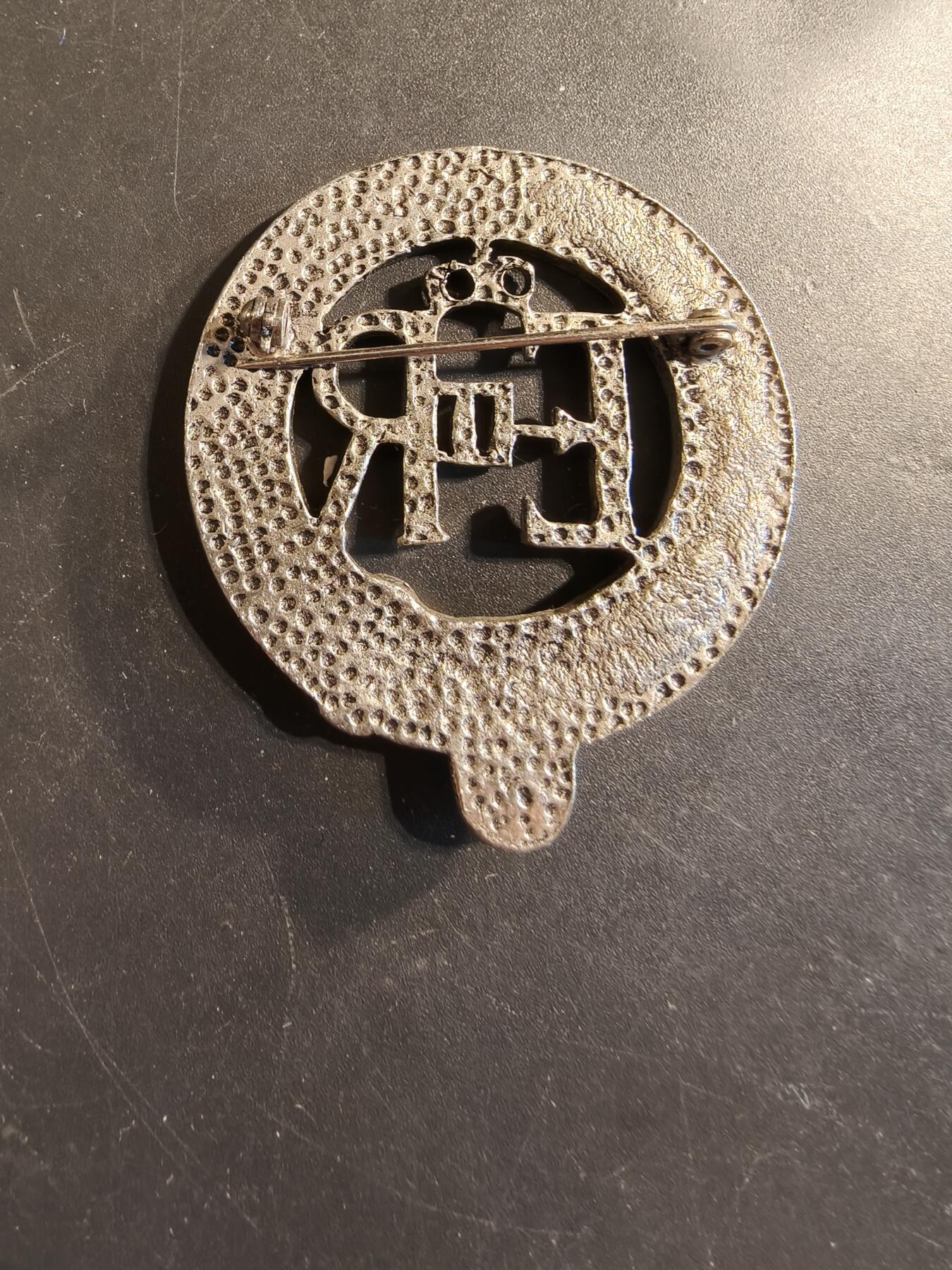 老王徽章第174期 英国伊丽莎白二世”心怀邪念可耻”证章