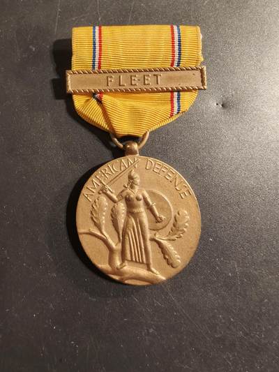 老王徽章第174期 - 美国二战本土防卫奖章    海军版   舰队勋条