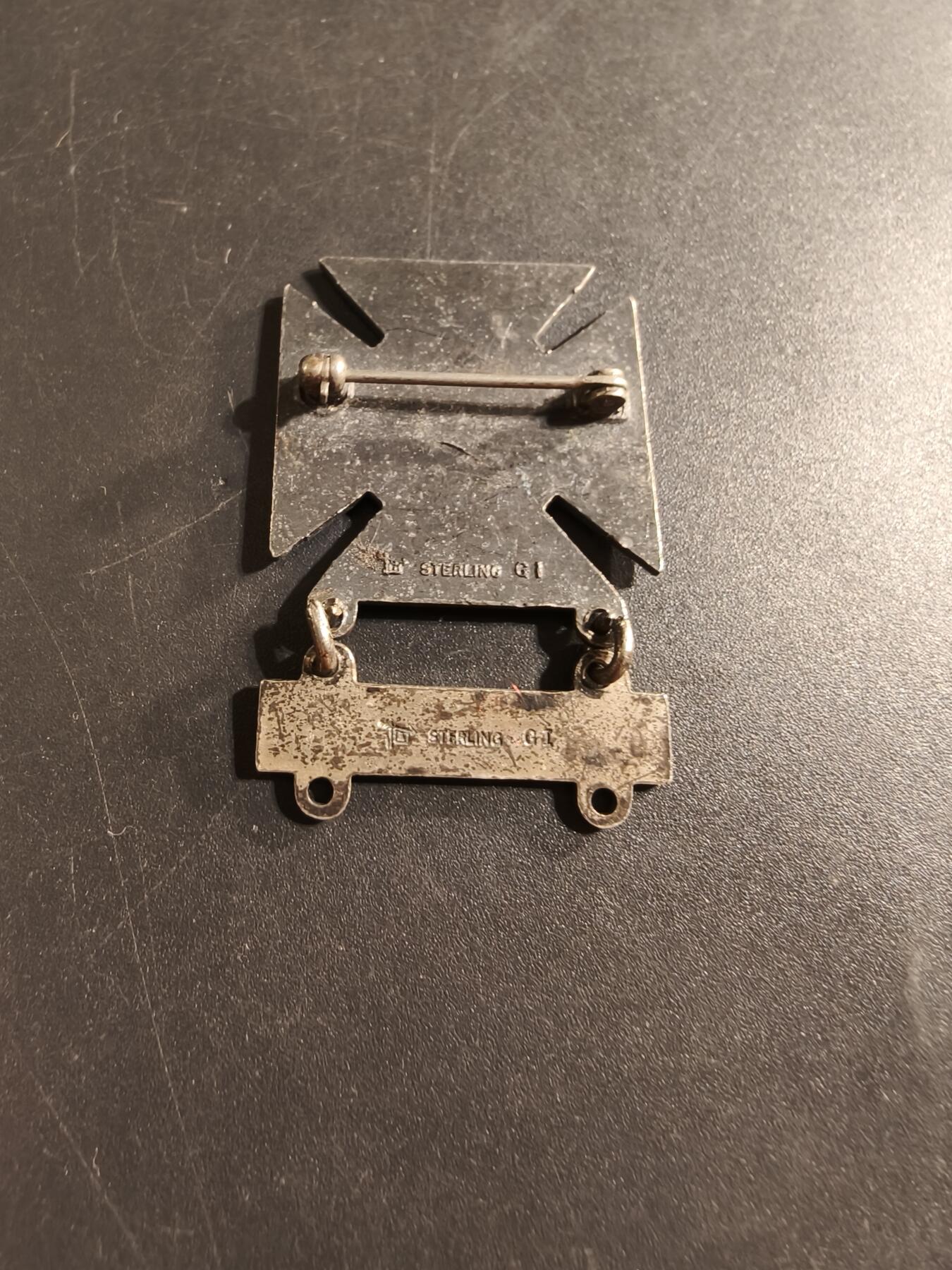 老王徽章第174期 美国陆军神射手技能章   二战时期横针版   925银   步枪勋条   10.7g