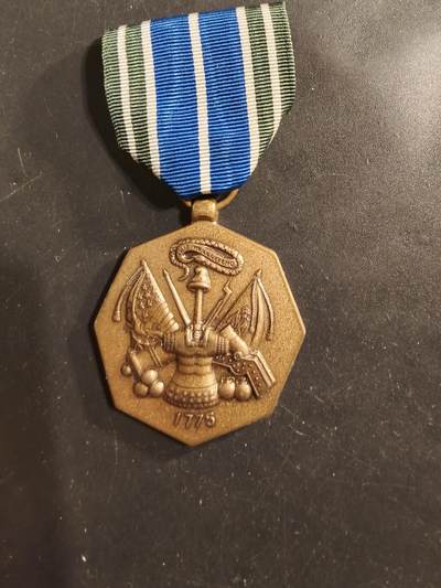 老王徽章第174期 - 美国陆军军事成就奖章