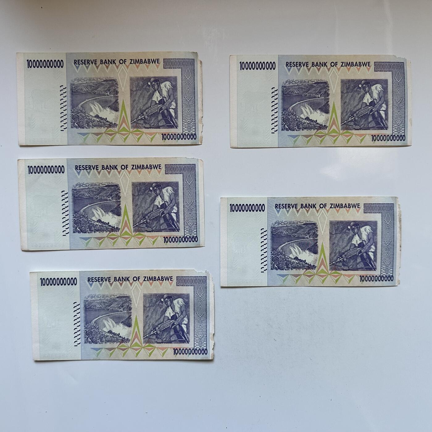🌹外币初藏🌹🐯2026年第3场  每周二四六晚8️⃣点 接代拍 全新津巴布韦100亿纸币5张 10个0 边角有缺—7