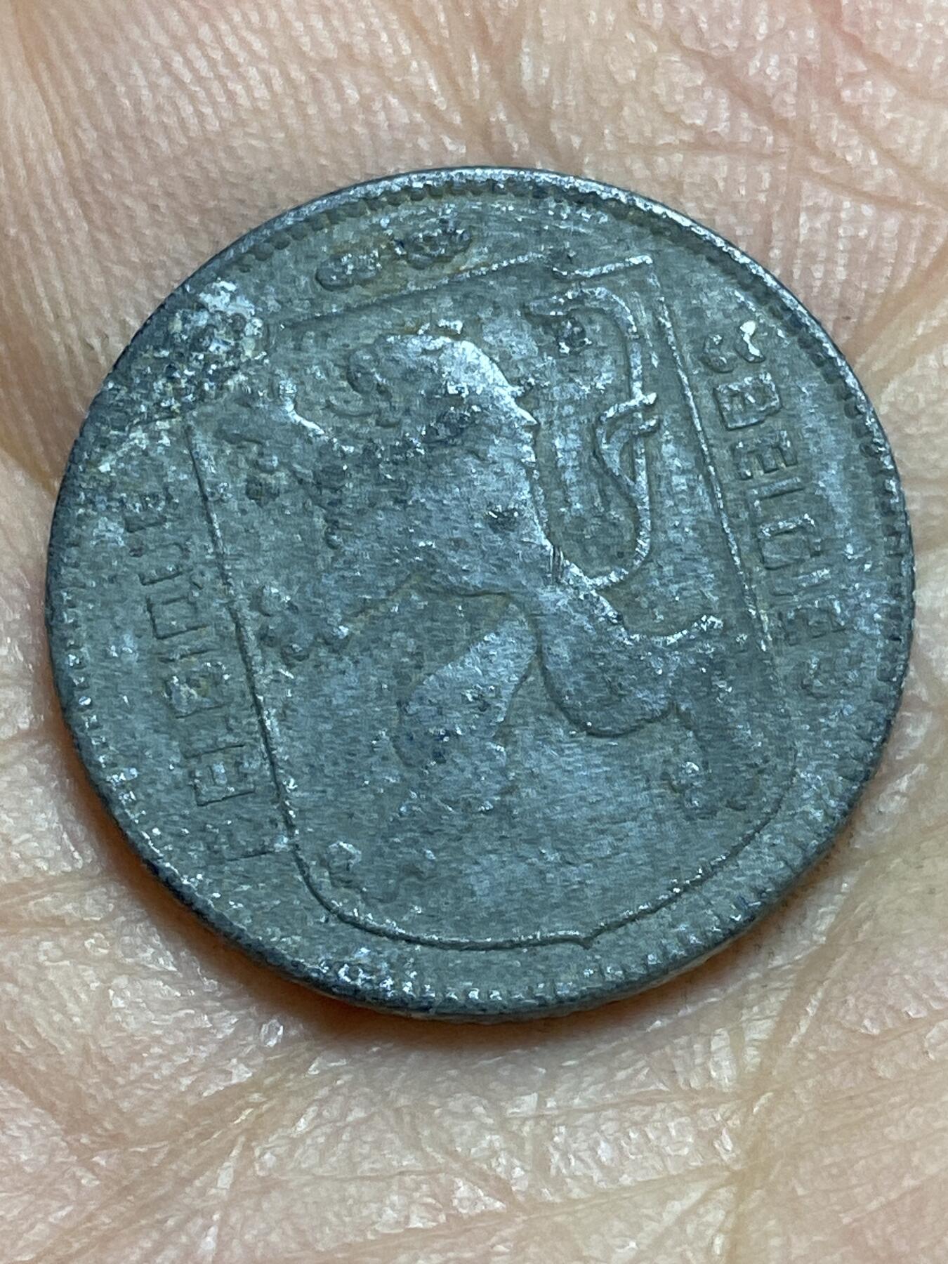 2026年第三场(总第一百七十二场）外国好品散币场(免佣金) 比利时🇧🇪1942年1法郎(二战德国占领时期，左法语右荷语版)