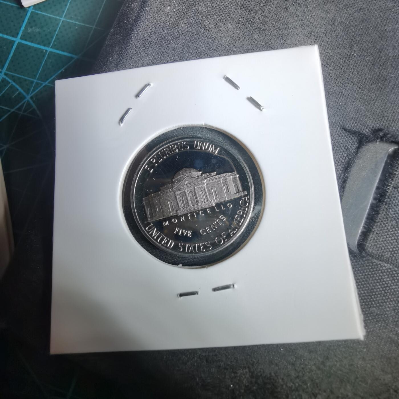 沼泽如烟--第953场 美国1984年五分精制币