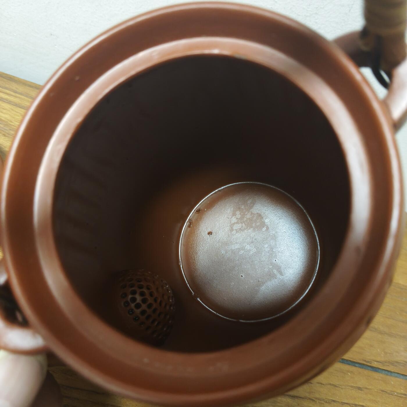 杂项专场 常滑朱泥提梁壶 全新未使用。高度13.5厘米 肚径最大10.5厘米