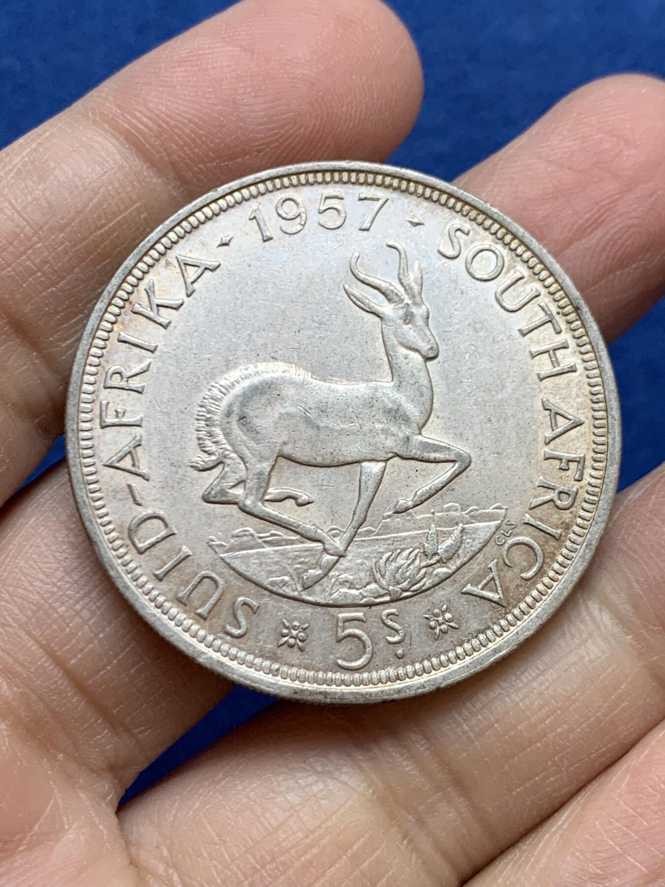 《竞宝斋》第454场 周日，周一 2场连拍 （全场包邮，欢迎送拍） 南非1957年5先令羚羊银币