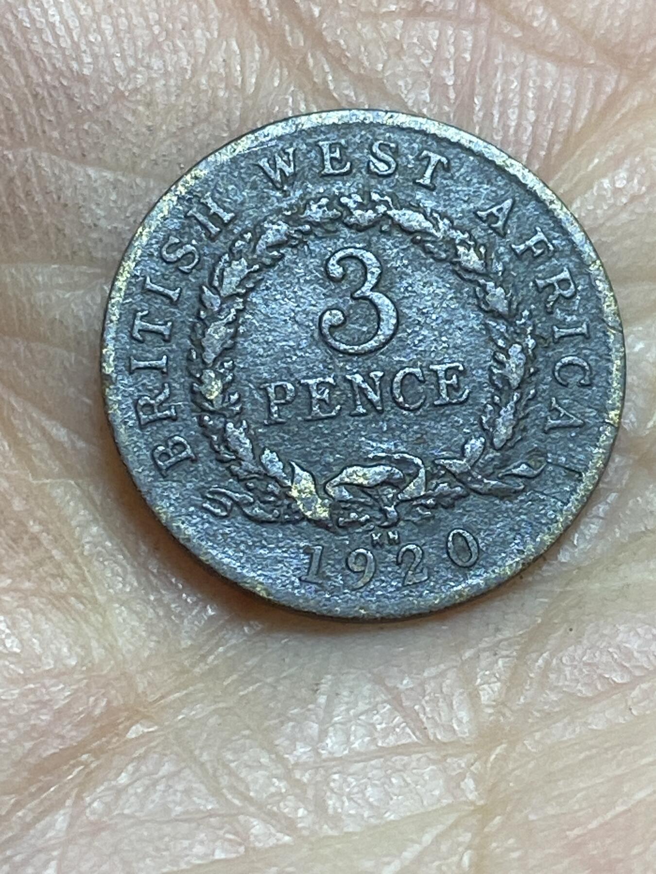 2026年第三场(总第一百七十二场）外国好品散币场(免佣金) 英属西非1920年3便士(乔治五世第三版，黄铜材质首发年，KN标金斯诺顿厂造)