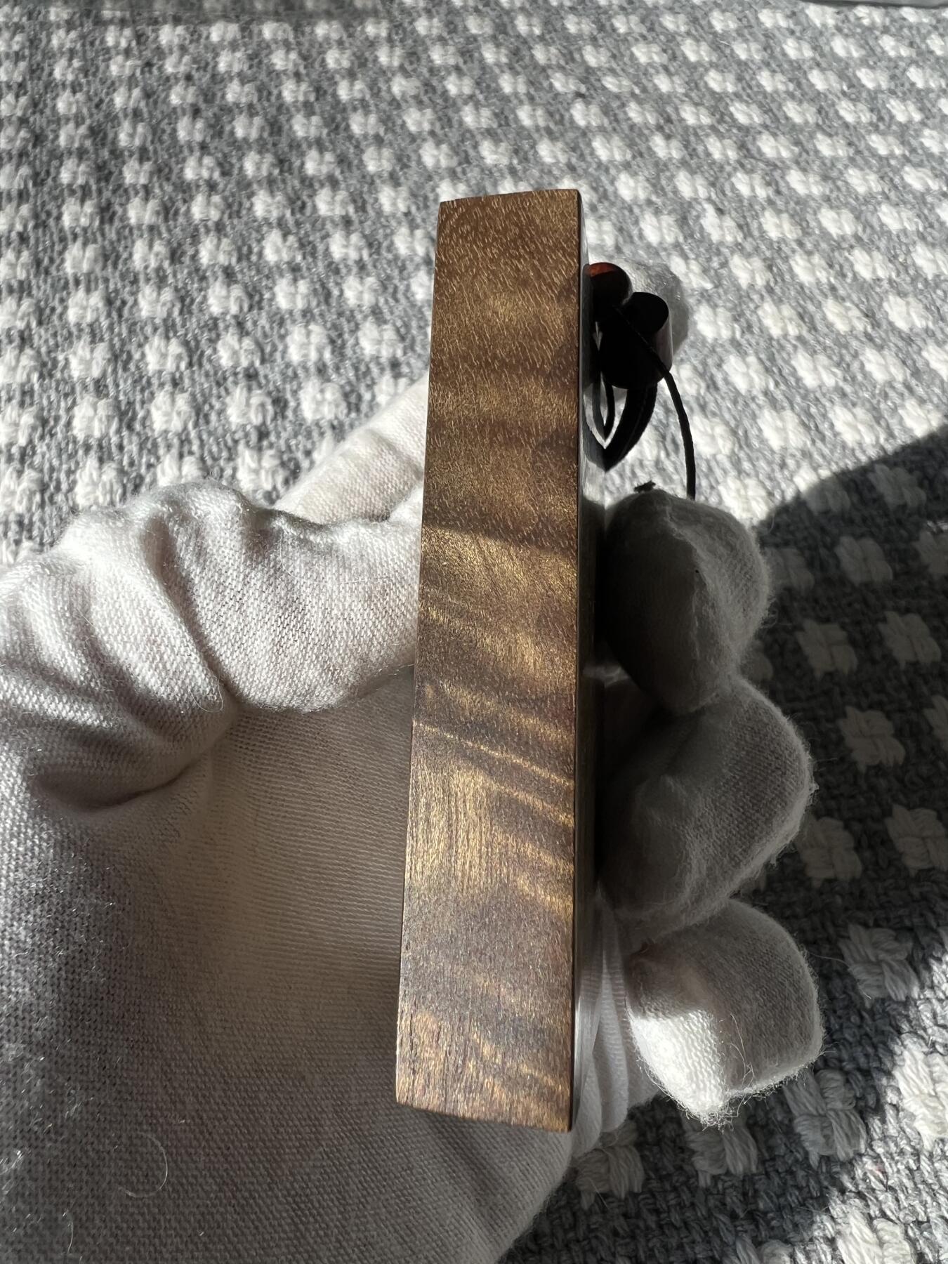 零元拍：627-NO.30金丝楠平安无事牌，香喷喷的小金砖，金光闪闪，72/48.5/12.5MM